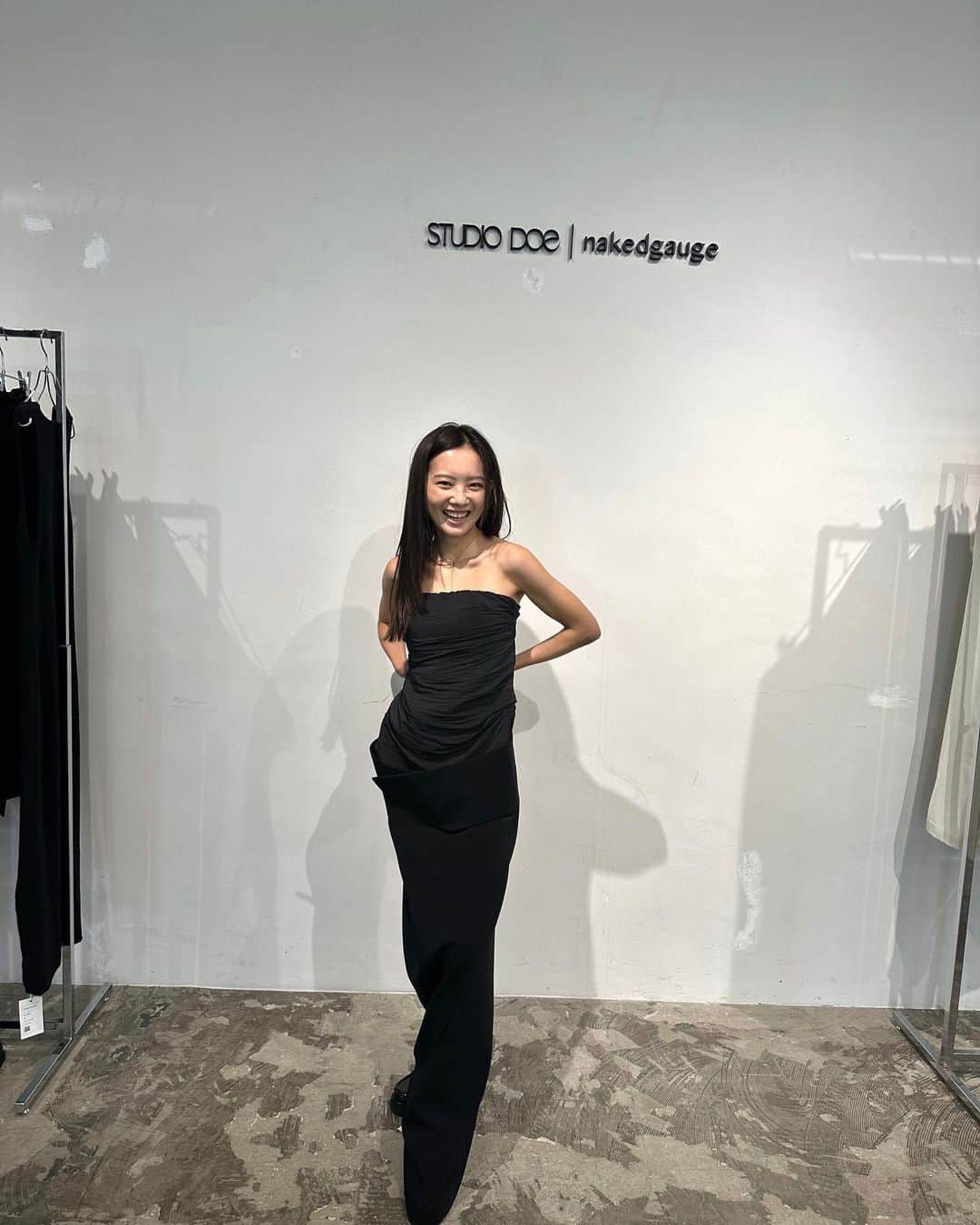 青山舞莉さんのインスタグラム写真 - (青山舞莉Instagram)「#DoeYourself ✨  最喜欢的台湾服装品牌🤍 pop up今週末代官山であるからみんなに行って欲しい🙏どタイプで大好きなの  #ミーの毎日」10月20日 19時00分 - milez728