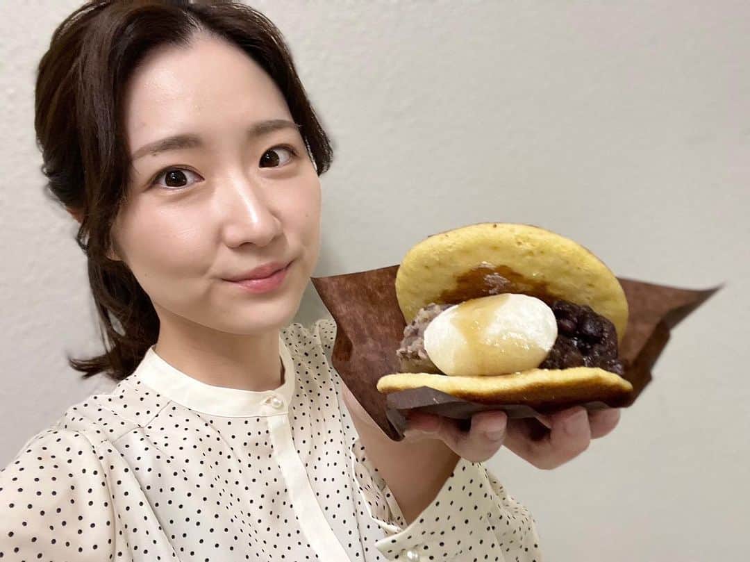 北海道放送「今日ドキッ!」のインスタグラム：「. 今日の#今日ドキッ は…  【生中継in あんこ博覧会】  今週水曜から丸井今井で開催されている、 【あんこ博覧会】から生中継‼️  #世永聖奈 アナが あんこスイーツを食べまくる！！！」