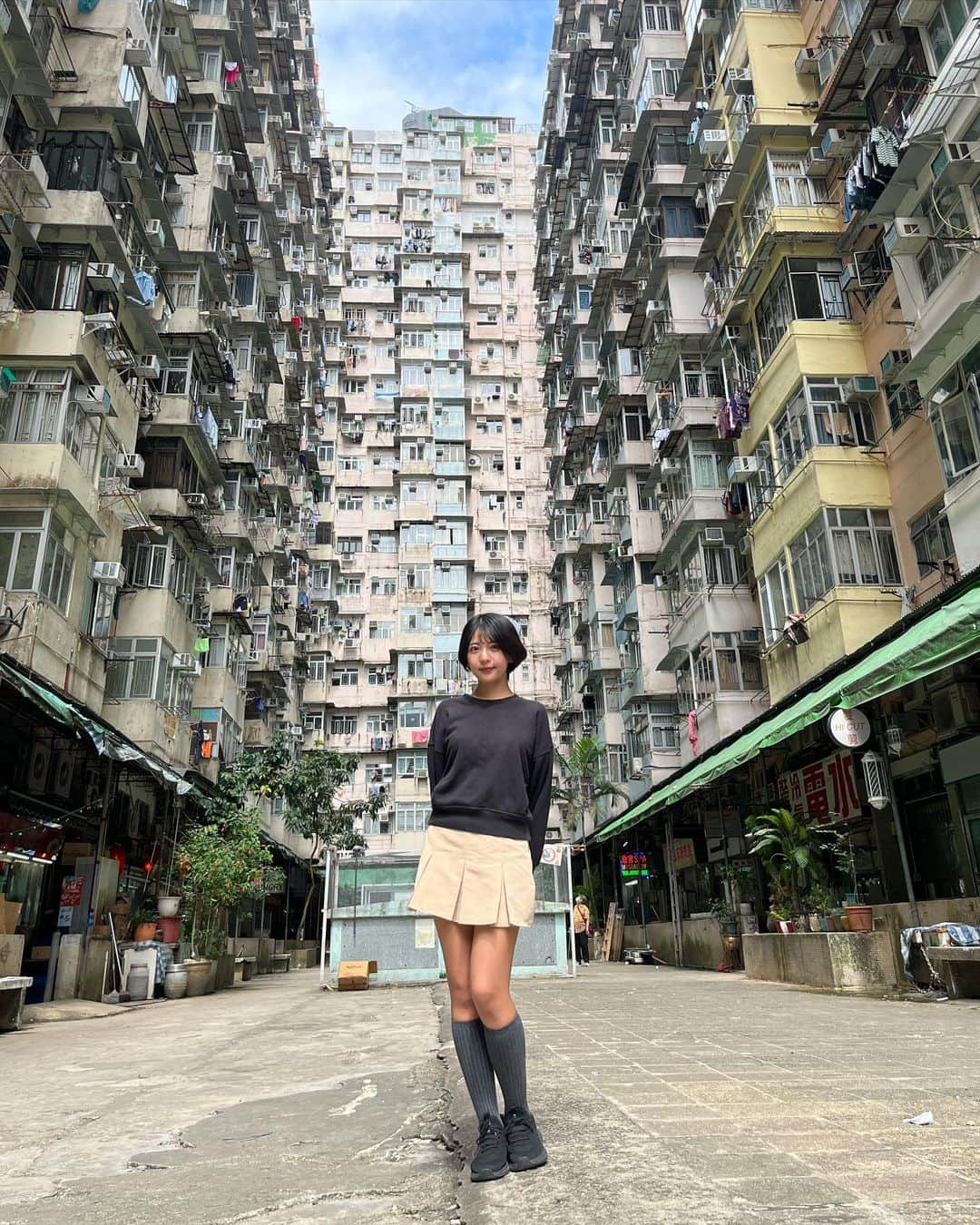 佐々木萌香さんのインスタグラム写真 - (佐々木萌香Instagram)「🏙️🇭🇰  #Hongkong #montanemansion  #monsterbuilding #怪獸大廈 #香港 #香港旅行 #transformers」10月20日 16時44分 - moeka_sasaki