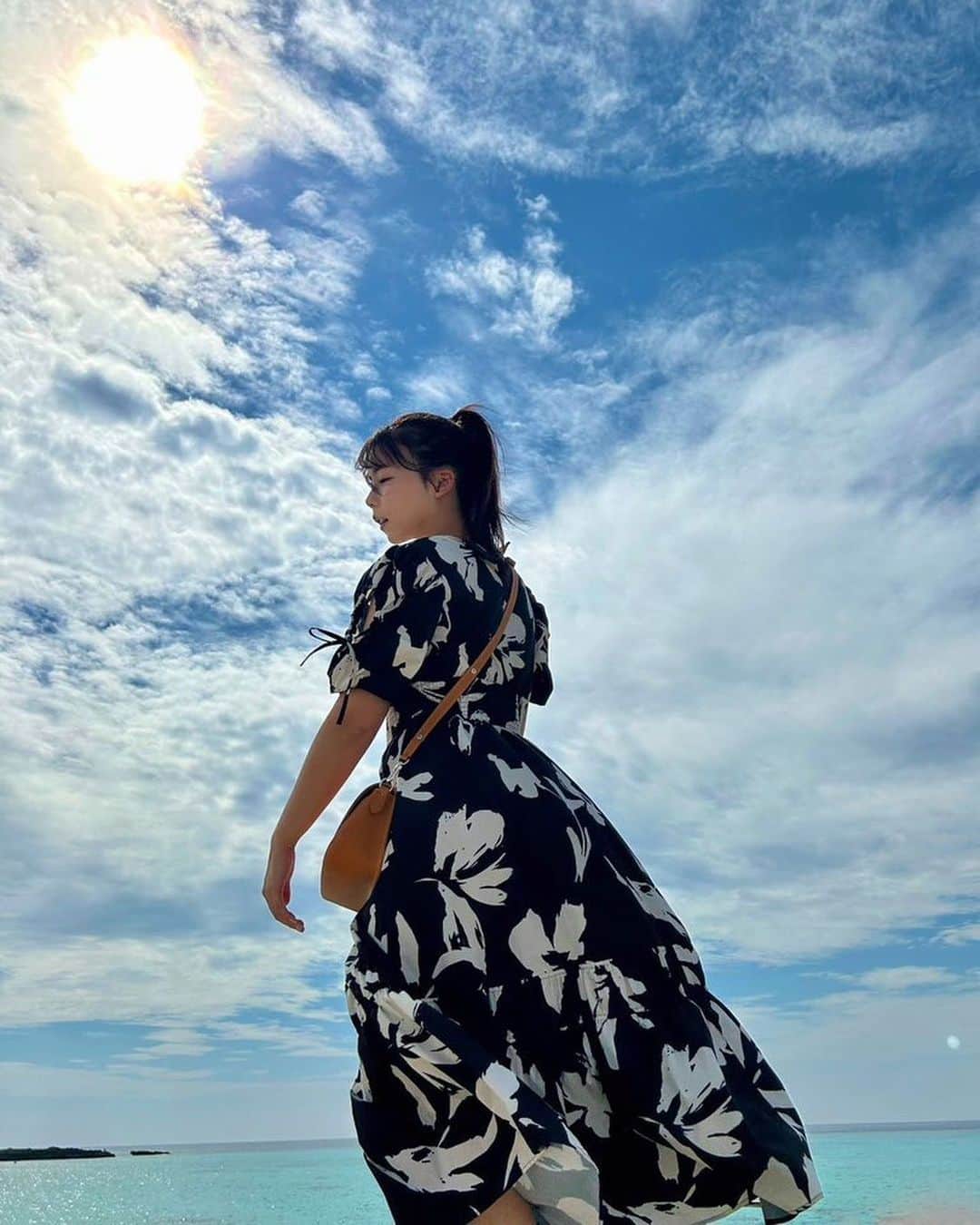 のインスタグラム：「.  ふぁんのみんなへ またこげりんになるね🥵🤎  📢イベント告知 10/18 GAPOLI配信 10/24 GAPOLI配信 10/25 FOREX.com様タイアップオフ会(19-22時) 10/28 りほりっく収録 11/19 フレッシュブーティー大撮影会 11/26 大阪チャンスセッション撮影会 11/29 2ndDVD発売日  ❤️‍🔥 2ndDVD『本気』❤️‍🔥 発売日：2023年11月29日(水) レーベル：チュンペイ 販売元：スパイスビジュアル  【DMM】 x.gd/nMeE8 【数量限定】直筆サイン入りチェキ付 x.gd/osMdU 【楽天】 a.r10.to/hk3nx7  #グラビア #グラビアアイドル  #instagood #japanesegirl #follow #gravure #bikini #miyakojima #trip」
