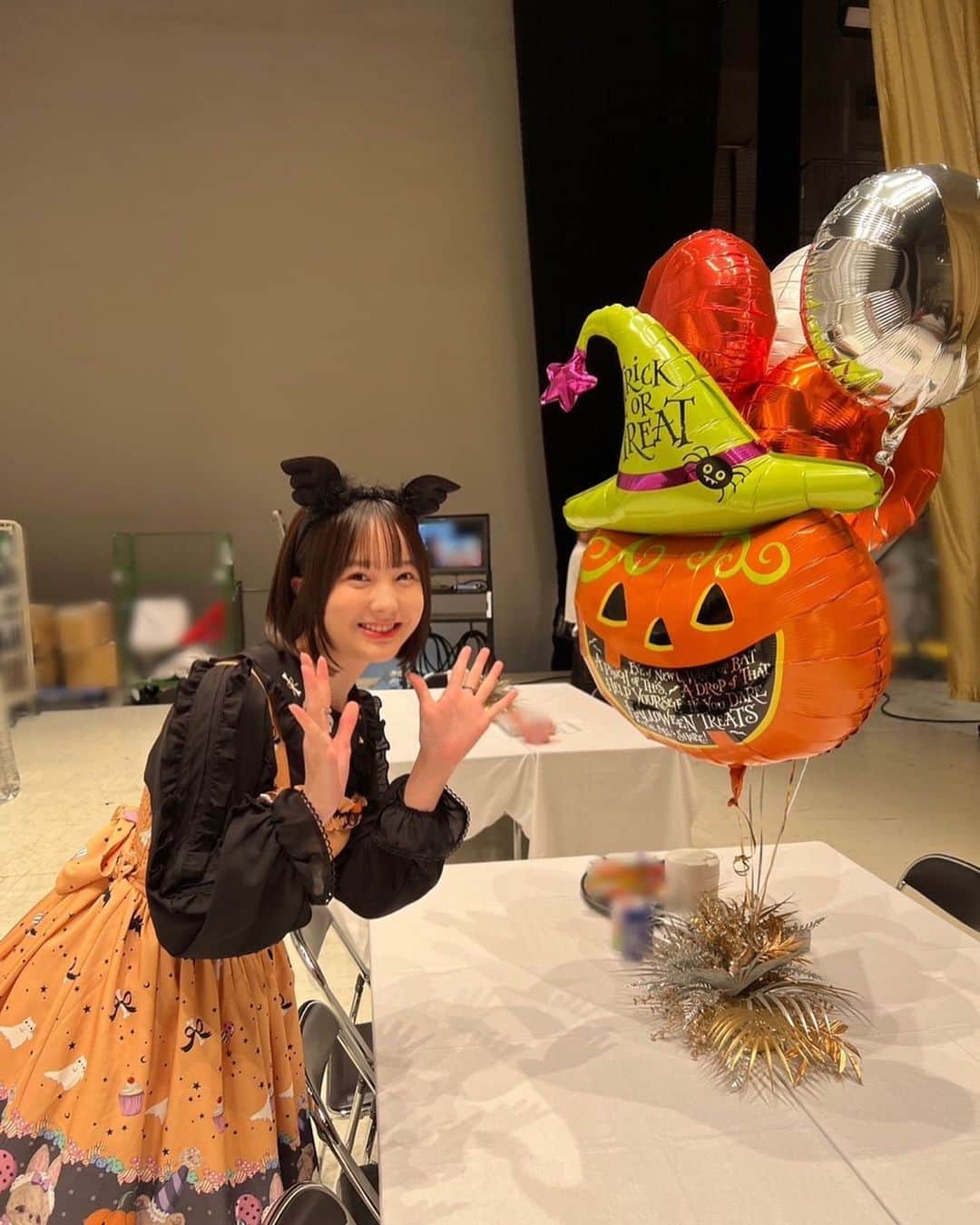 本田紗来さんのインスタグラム写真 - (本田紗来Instagram)「一足お先のハロウィ〜〜〜ン🎃🧡 ハマダ（ｻﾝ）歌謡祭でハロウィンコーデをしました〜👻🧡 本日、19:00〜ですっ❕❕」10月20日 17時27分 - sara_honda0404