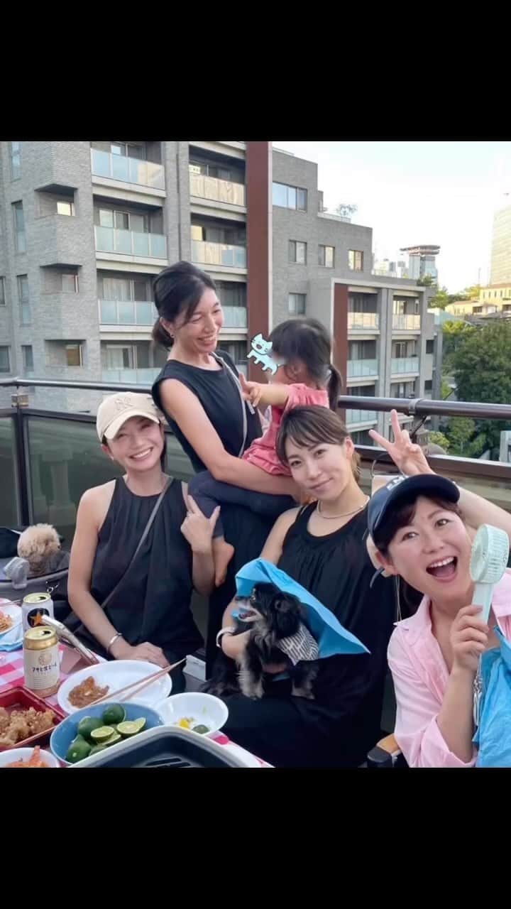 市橋有里のインスタグラム：「秋のベランダご飯とおまけ」