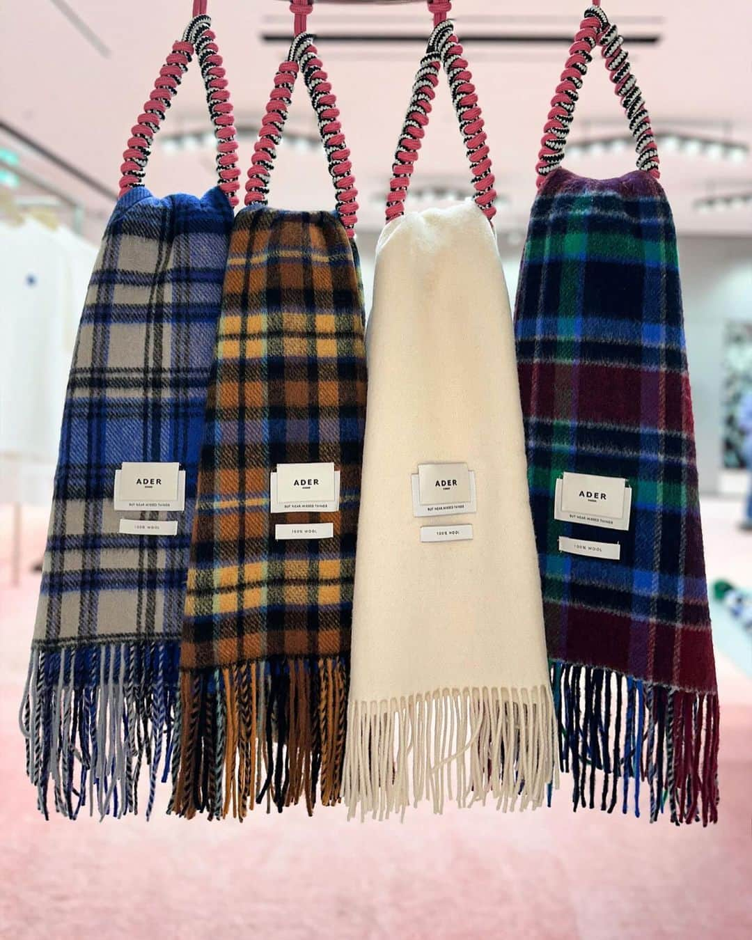 ADER errorのインスタグラム：「Meet #ADERMuffler in Signature, Standard and Seasonal line at ADER On/Offline Store.   #ADER23FW #ObliqueHints」