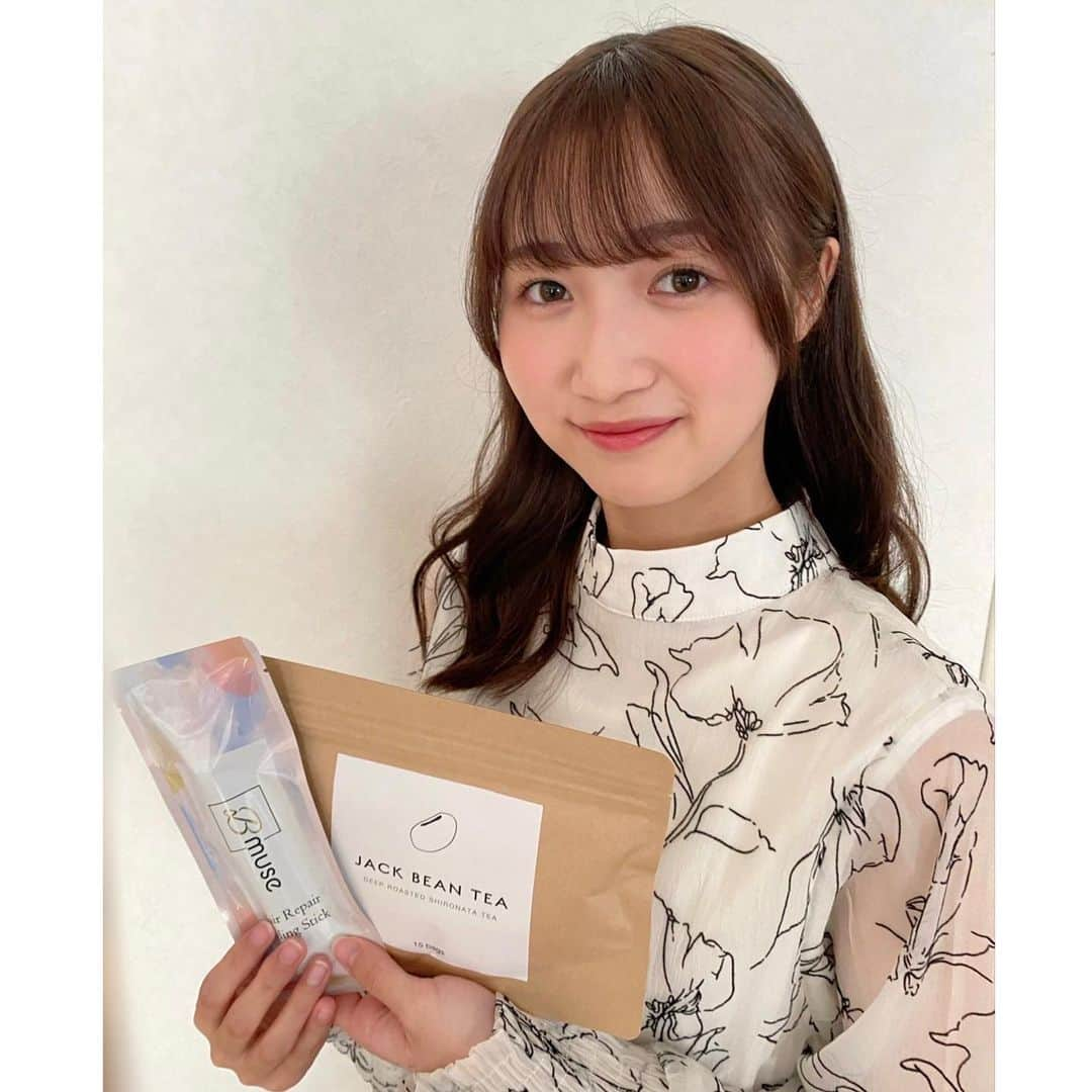 後藤沙梨花さんのインスタグラム写真 - (後藤沙梨花Instagram)「ごきげんよう🌸  ミス和ファイナリスト6名へ、 株式会社ウェルネス・ラボ（@kireidelab）様より 【 B-muse ヘアリペアスタイリングスティック・JACK BEAN TEA(白なた豆茶) 】をいただきました！  ____________________________________________  美と健康のキレイ・デ・ラボです。 キレイ・デ・ラボでは「すべてはお客さまの笑顔のために」をモットーとしております。 学習院女子大学の皆さまを通じて、少しでもキレイ・デ・ラボを知っていただき 美と健康に対して興味を持ってくだされば嬉しいです！ そして、皆様を笑顔にできれば幸いです。 _____________________________________________  ご協賛ありがとうございました！  #キレイデラボ #美容 #健康 #エクオール #セラム #プラセンタ #ヘアケア #学習院女子大学 #和祭 #gwc #Missgwc2023 #misscontest2023 #ミス和コンテスト #ミスコンテスト　#ミス和 #gakushuinwomenscollege #ミス和コンテスト2023 #ミスコン #春からgwc #学女 #学女ミスコン #ミスコンファイナリスト」10月20日 18時01分 - missgwc2023