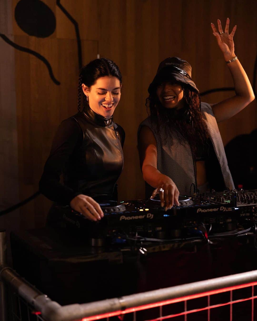 ジョルジオアルマーニのインスタグラム：「Celebrating @mixmag 40th anniversary during #ADE2023 to the sounds of @doudou.md and @_airrica  Photo: Jos Kottmann」