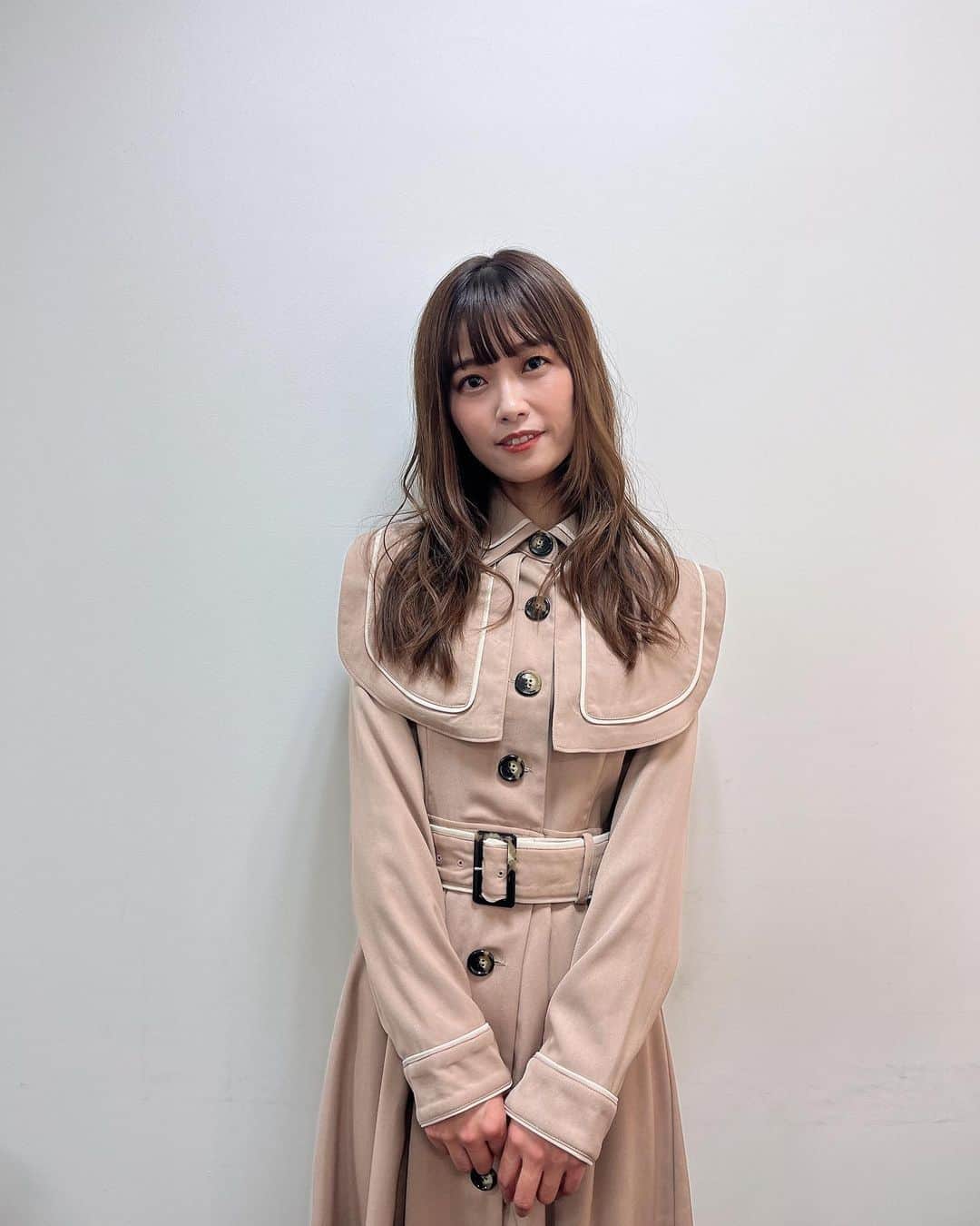 西澤由夏のインスタグラム：「この後19:00から 金曜ボートレースを担当します🚤✨  秋ですね🍁」