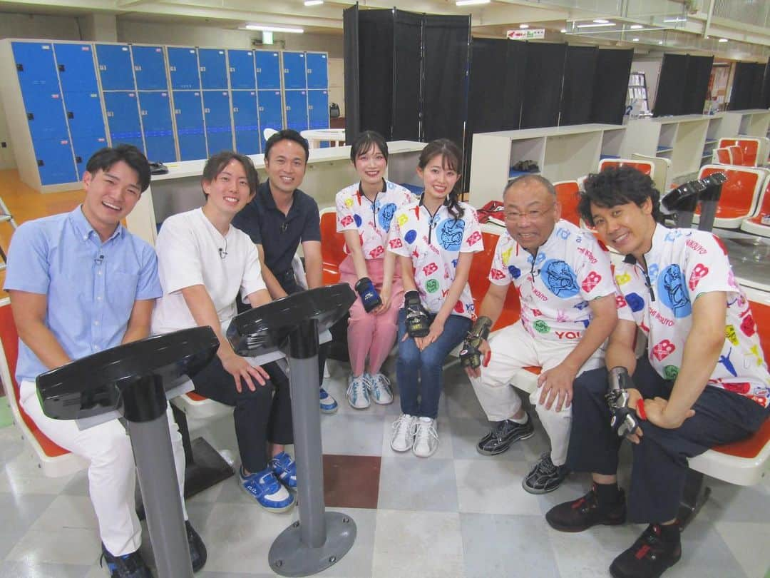 岡田和樹さんのインスタグラム写真 - (岡田和樹Instagram)「先週日曜日から始まった1×8いこうよ　ボウリング対決 チーム1×8vs若手スポーツアナチーム 10月22日(日)も16:55〜STVで放送です☺️ 先週の対決はTverで観ることができます！  ストライク、スペアがたくさん出る ハイレベルな戦いです🤭  初1×8 大変緊張しました笑💦 その姿も是非ご覧ください🤫笑  #北海道  #札幌  #ボウリング  #イッパチ  #大泉洋 さん #木村洋二 さん #大家彩香 さん #工藤聖太 さん #佐藤宏樹 さん #スポーツ  #秋」10月20日 18時19分 - okada.stv