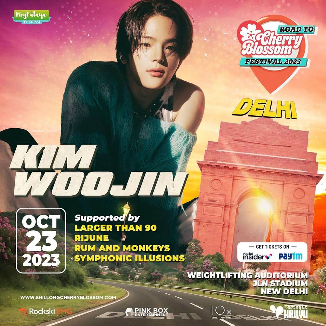キム・ウジンさんのインスタグラム写真 - (キム・ウジンInstagram)「Namaste Delhi! I will be performing at the Road to Cherry Blossom Festival on 23rd October! There will also be an exclusive fanmeet as well and I am so excited to meet all the Delhi cubs during this festive season!   Tickets are available on @insider.in  You can find more details @cherryblossomfest @pinkboxevents   #WoojininIndia #TheMomentIndia #CherryBlossomFestival」10月20日 18時25分 - woooojin0408