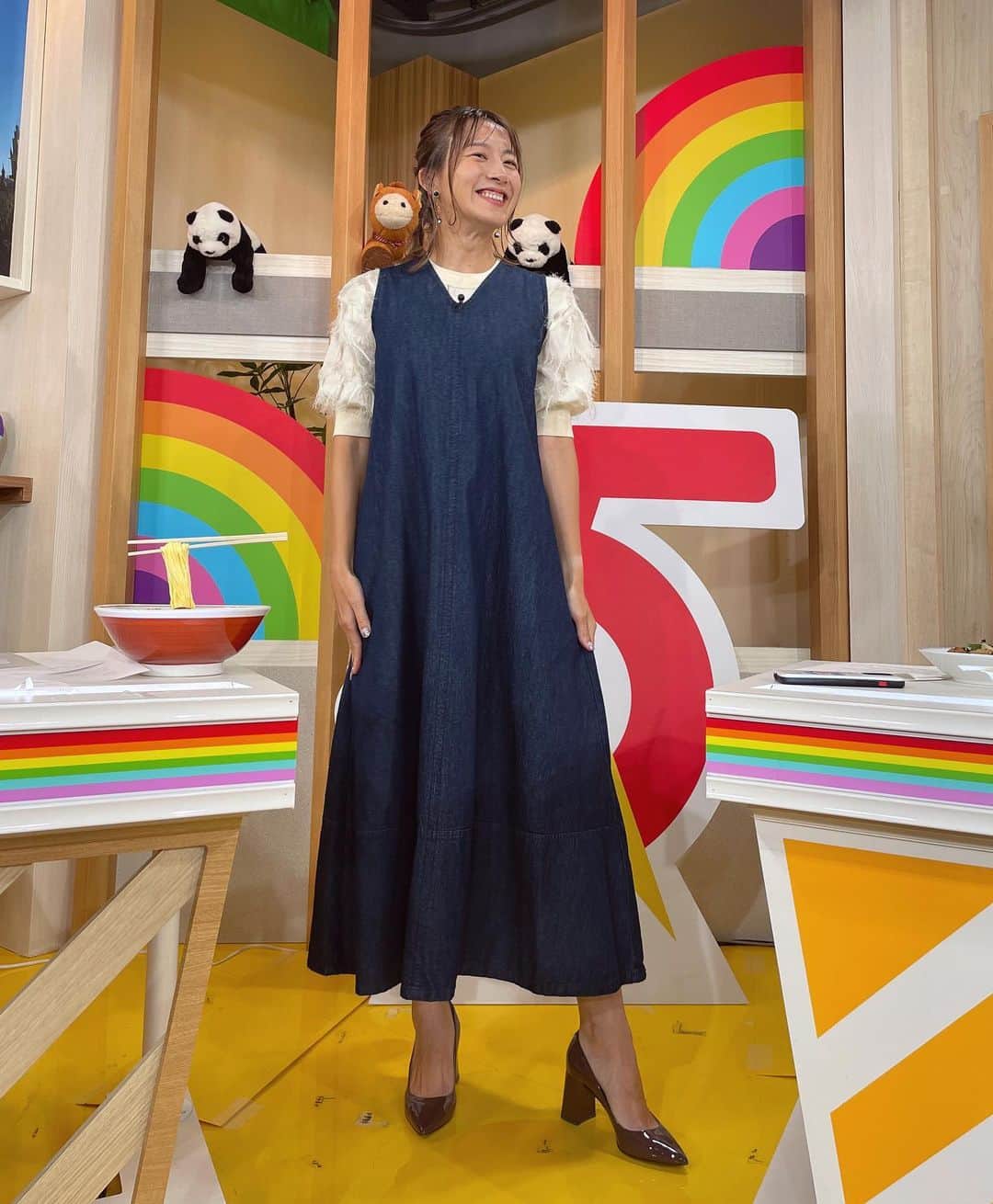 のインスタグラム：「今週の5時夢もご覧頂きありがとうございました🌈  来週は金曜に垣花さんの代打がありまして 月曜〜金曜まで毎日出演します！  ぜひ毎日ご覧ください〜  （スタッフ）」