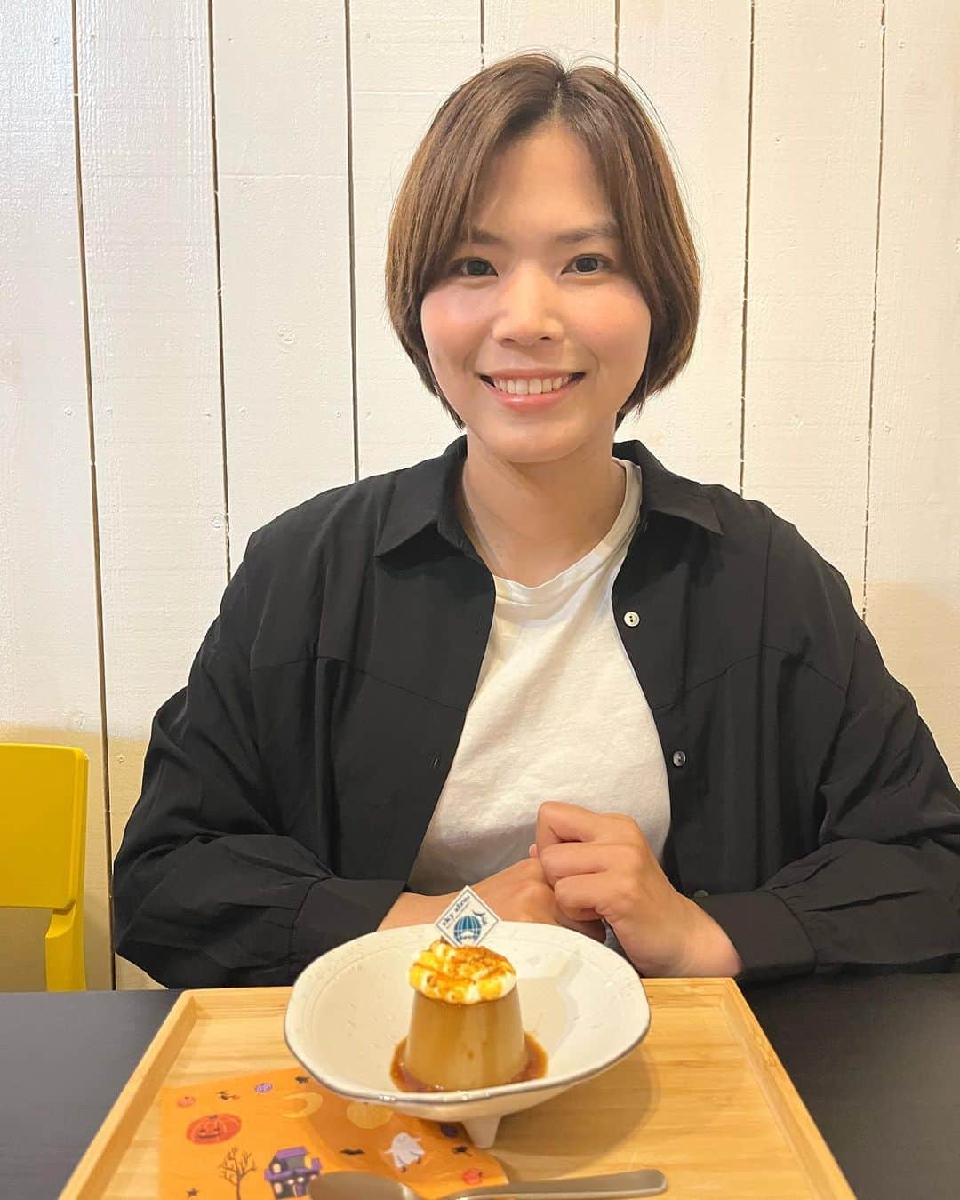 のインスタグラム：「スカイアフロカフェで珈琲プリン食べてきました🍮 ⁡ 珈琲とプリンの相性抜群！✨ ⁡ ⁡ @sky_afro_cafe  ⁡ ⁡」
