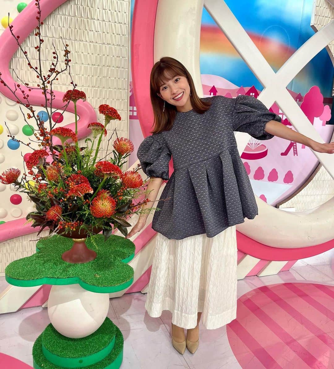 後藤楽々さんのインスタグラム写真 - (後藤楽々Instagram)「今週のOha!4もありがとうございました！！☺️  そして衣装たちを！  気づけば秋仕様です🍁  @sirin_jp  @limue_official  @and.couture  @wildlily_daikanyama  @_bluelea_  @latelier_du_savon_official  @fig_london  @_iamiinfact」10月20日 18時57分 - hahahalalala0723