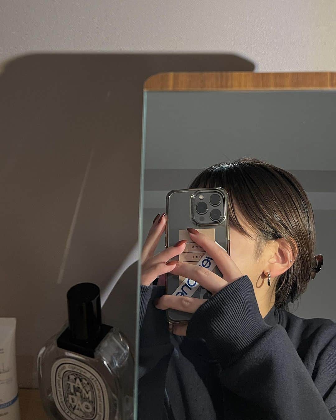 塗木莉緒のインスタグラム：「🩶🩶🩶 ⁡ ⁡ ⁡ ⁡ ⁡ #cene」