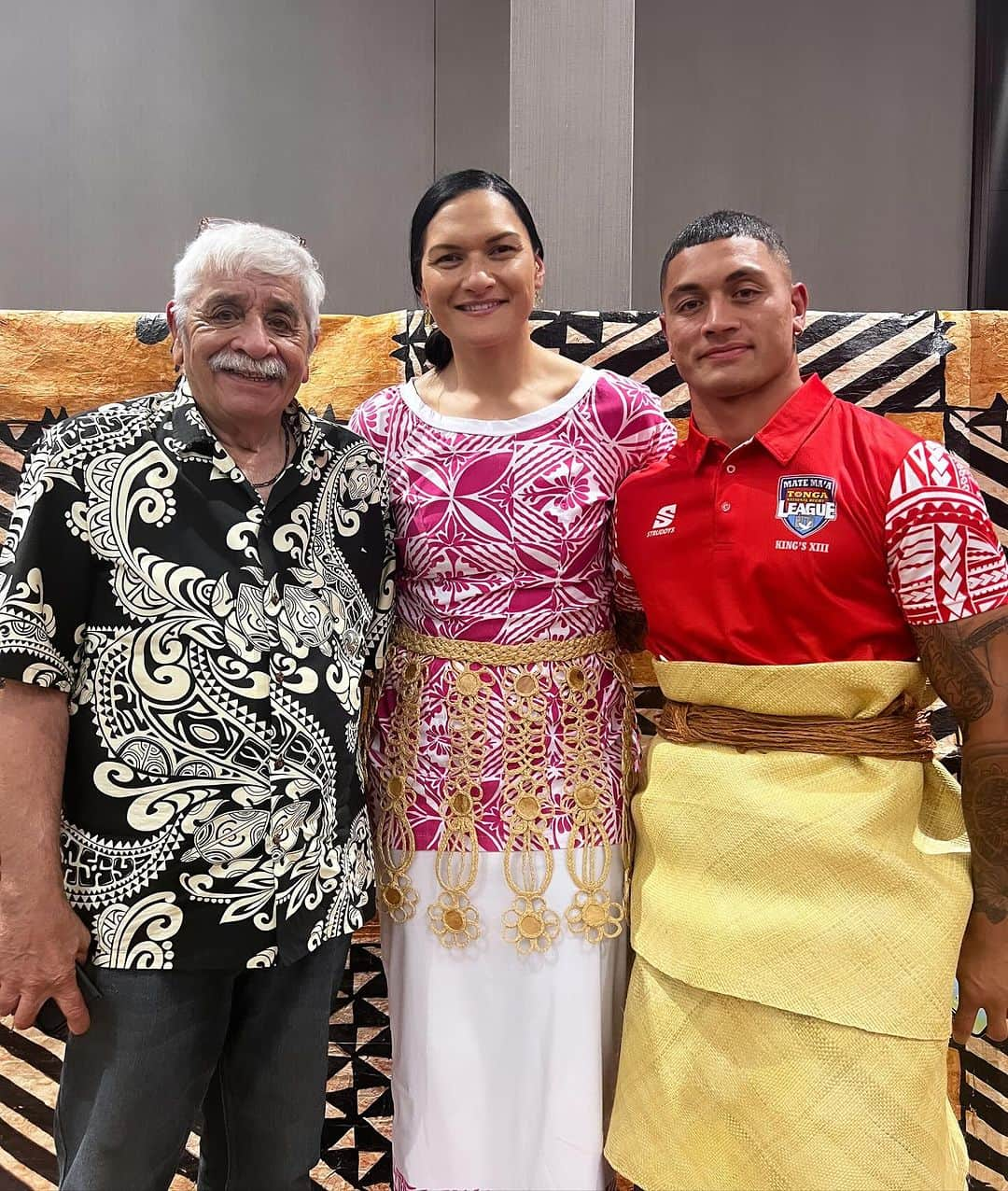 バレリー・アダムスさんのインスタグラム写真 - (バレリー・アダムスInstagram)「It was truly an incredible honor to attend the @tonganationalrugbyleague jersey presentation this evening 🇹🇴👊🏾. The atmosphere and excitement were electrifying. Best wishes to both the men's and women's teams. 👊🏾🔥  Ko e ´Otua Mo Tonga Ko Hoku Tofi’a God and Tonga are my inheritance   🙏🏽❤️  #MMT #tonga #league #leshgooo #pride #vela #lit #inspiration」10月20日 19時00分 - valerieadams84