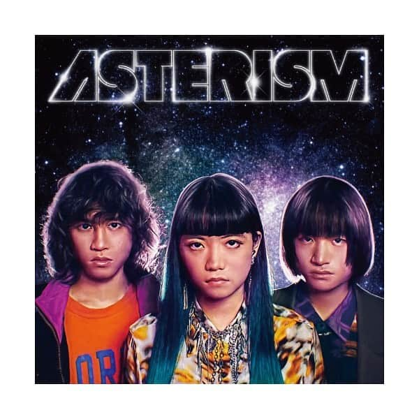 ASTERISM（アステリズム）さんのインスタグラム写真 - (ASTERISM（アステリズム）Instagram)「・ 💿New stickers💿 ASTERISM artwork stickers are now available!  This product, to my surprise, can be applied to anything that has a shape!  Smart phones, refrigerators, everything is OK!   Moreover, it has a special effect that the applied item suddenly begins to shine (individual differences exist).   ASIDE, BESIDE, and DECIDE, all three types, let's show off the sparkling stars to everyone....  ＜by @mio1q84 ＞  -———  💿NEWステッカー💿 ASTERISMのアートワークステッカーが登場！  この商品はなんと、形あるものなら何にでも貼ることができます！  スマホから冷蔵庫までなんでもオッケーです！  しかも、貼ったアイテムが突如輝きだすという特殊効果つきです(個人差あり)。  ASIDE、BESIDE、DECIDEの全3種、星のきらめきをみんなに見せびらかしましょう…。 ＜by @mio1q84 ＞  #ASTERISM #アステ」10月20日 19時00分 - asterism.asia