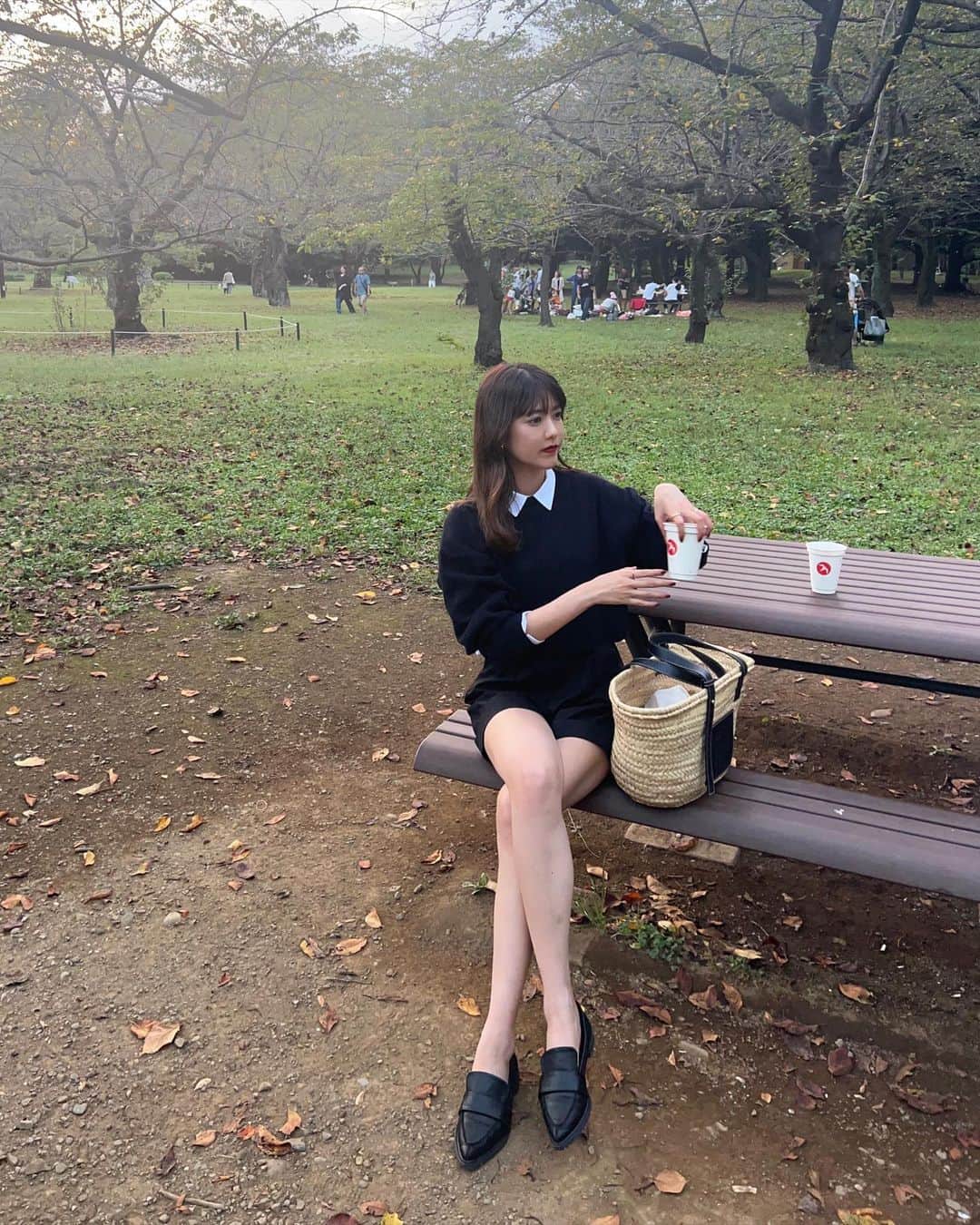 諭吉のインスタグラム：「楽しかった日🫶🏻 トップスはシャツとニットのセットで展示会で一目惚れしたやつ。たくさん着る予感😎 #ykth_code」