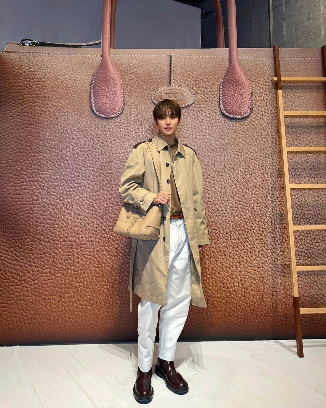 NCTさんのインスタグラム写真 - (NCTInstagram)「#JUNGWOO  #NCT #NCT127 #Tods #토즈 #JUNGWOOxTods #TodsxJUNGWOO #TodsHeritage #TodsSeoul @sugaringcandy @tods」10月20日 19時04分 - nct