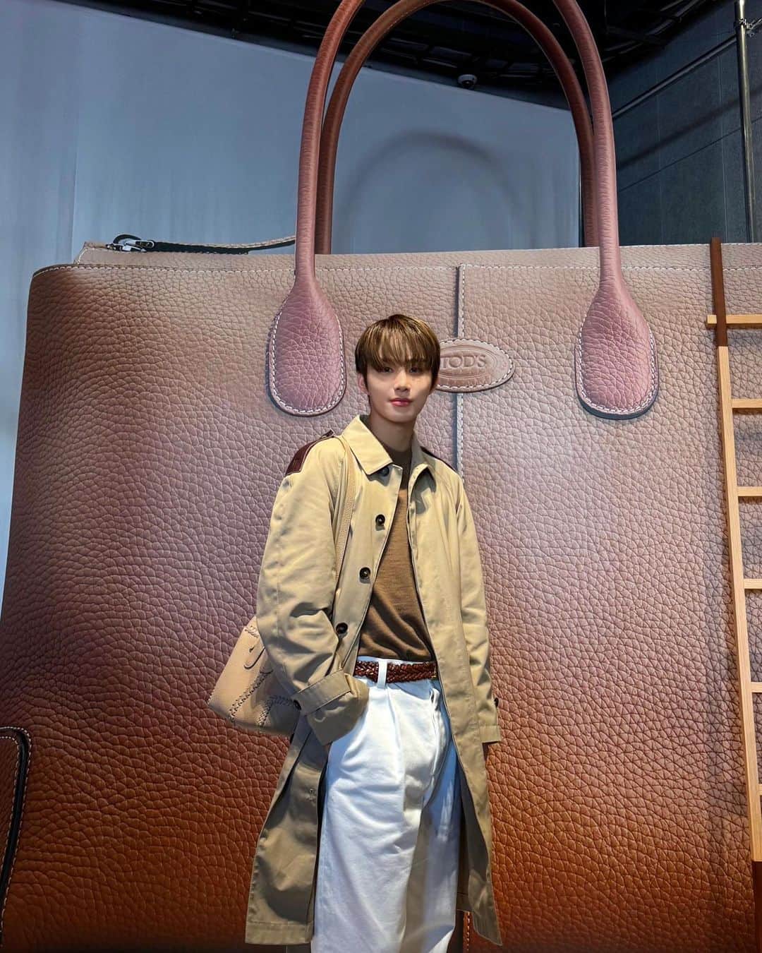 NCTさんのインスタグラム写真 - (NCTInstagram)「#JUNGWOO  #NCT #NCT127 #Tods #토즈 #JUNGWOOxTods #TodsxJUNGWOO #TodsHeritage #TodsSeoul @sugaringcandy @tods」10月20日 19時04分 - nct
