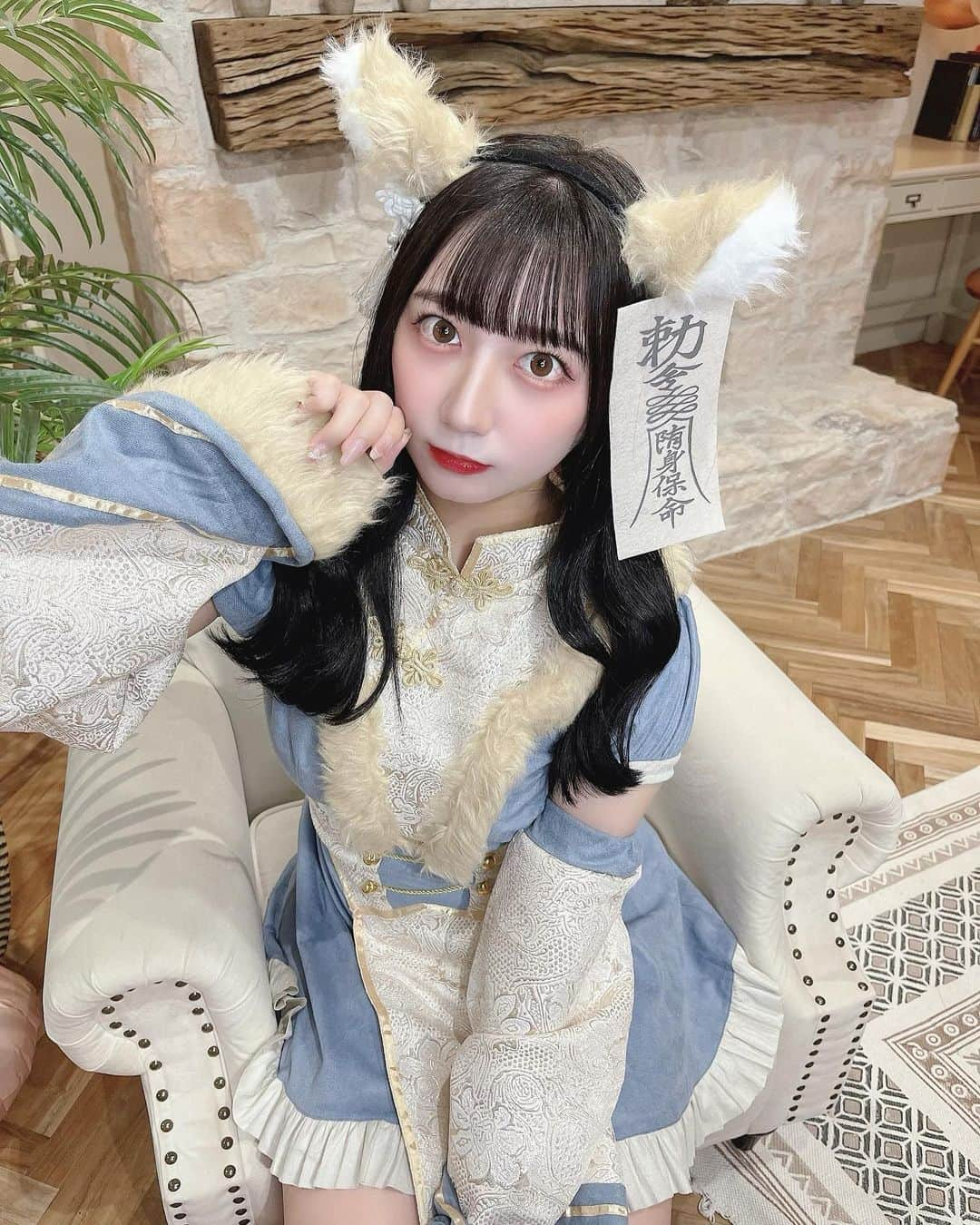 高橋希良のインスタグラム：「. きつねきょんしー🦊🪦」