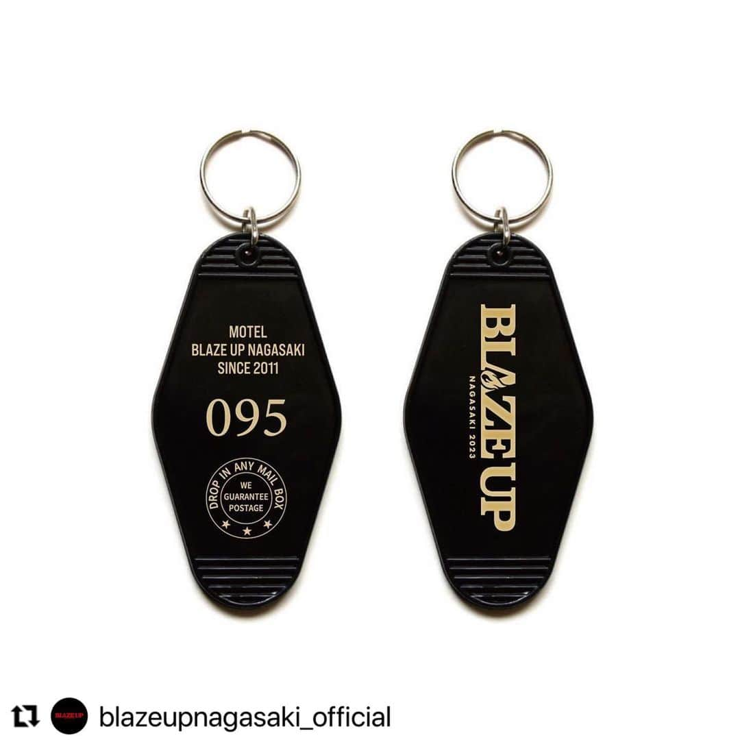 SHANKさんのインスタグラム写真 - (SHANKInstagram)「#Repost @blazeupnagasaki_official  ・・・ 【GOODS】  "BLAZE UP NAGASAKI 2023" オフィシャルグッズ事前通販開始！  受注期間：10/20(金)20:00〜11/12(日)23:59 販売サイト：baitfish-workshop.net  ※11/24(金)頃 発送予定  #BUN23」10月20日 20時16分 - shank095jpn