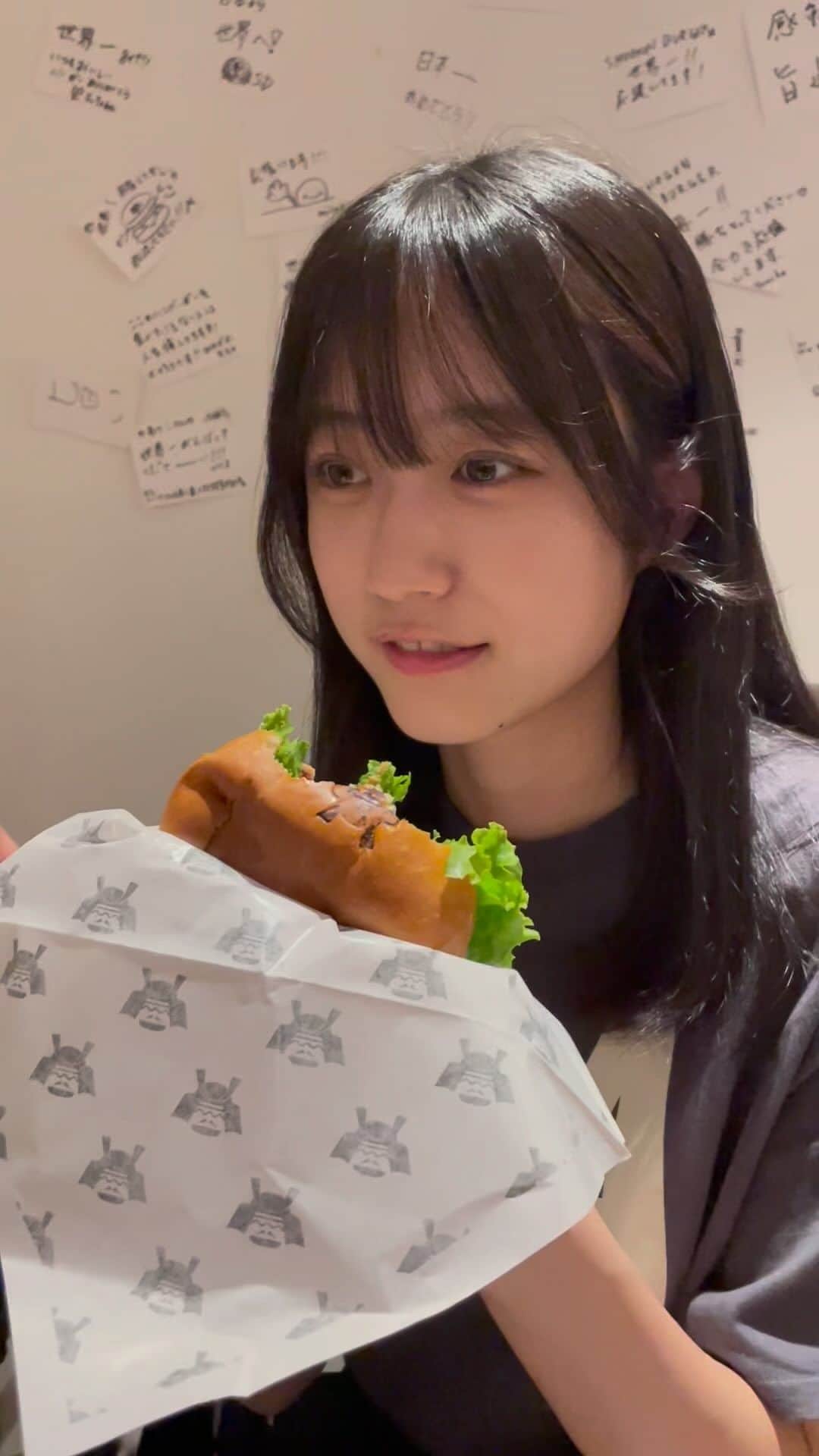 のインスタグラム：「. 中身しか食べれてへん  . #崎本紗衣  #崎本紗衣崎本紗衣崎本紗衣 #スターダストプロモーション」