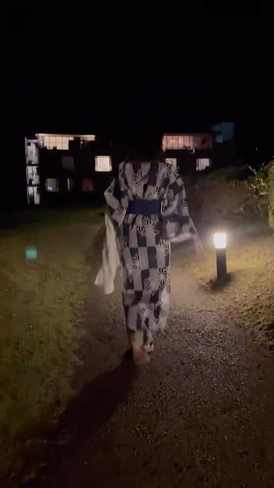 土路生優里のインスタグラム：「お風呂上がりのイイ女😙🫰🏻♨️  #阿蘇  #瀬の本高原ホテル」