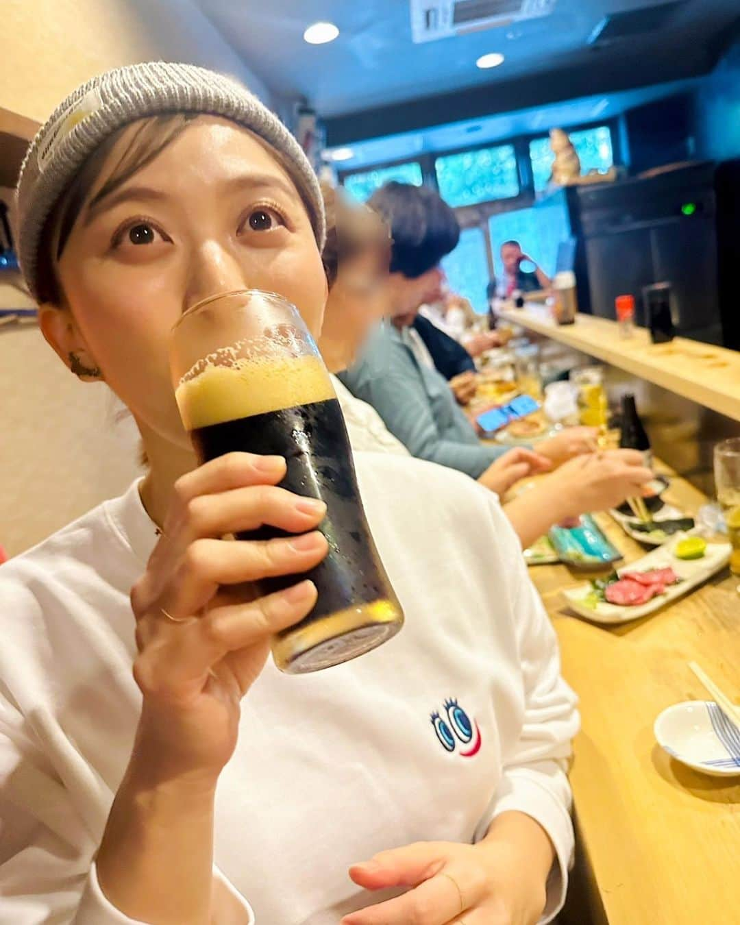 山本雪乃さんのインスタグラム写真 - (山本雪乃Instagram)「🦀 ２つ前の投稿のデジャブ🍺 たぶんビールがいちばん好きです！  今日はテニスして、早い時間から親友と🍺 今夜はその友の３歳の息子の隣で寝ます☺️ 幸せな金曜日です！  おやすみなさい😙」10月20日 21時14分 - yukino_yamamoto5