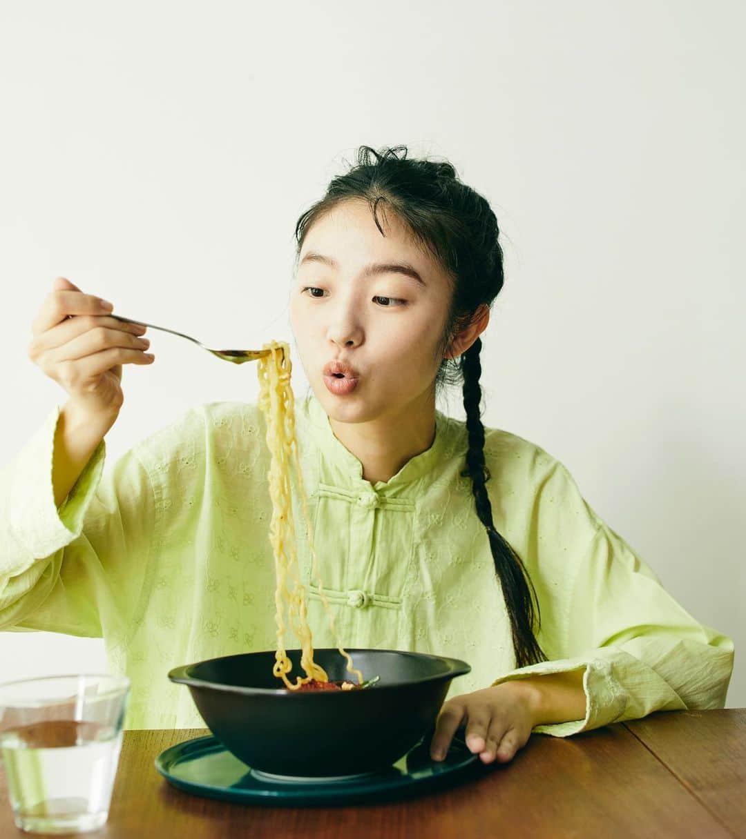相川茉穂のインスタグラム：「https://www.felissimo.co.jp/ecatalog/」