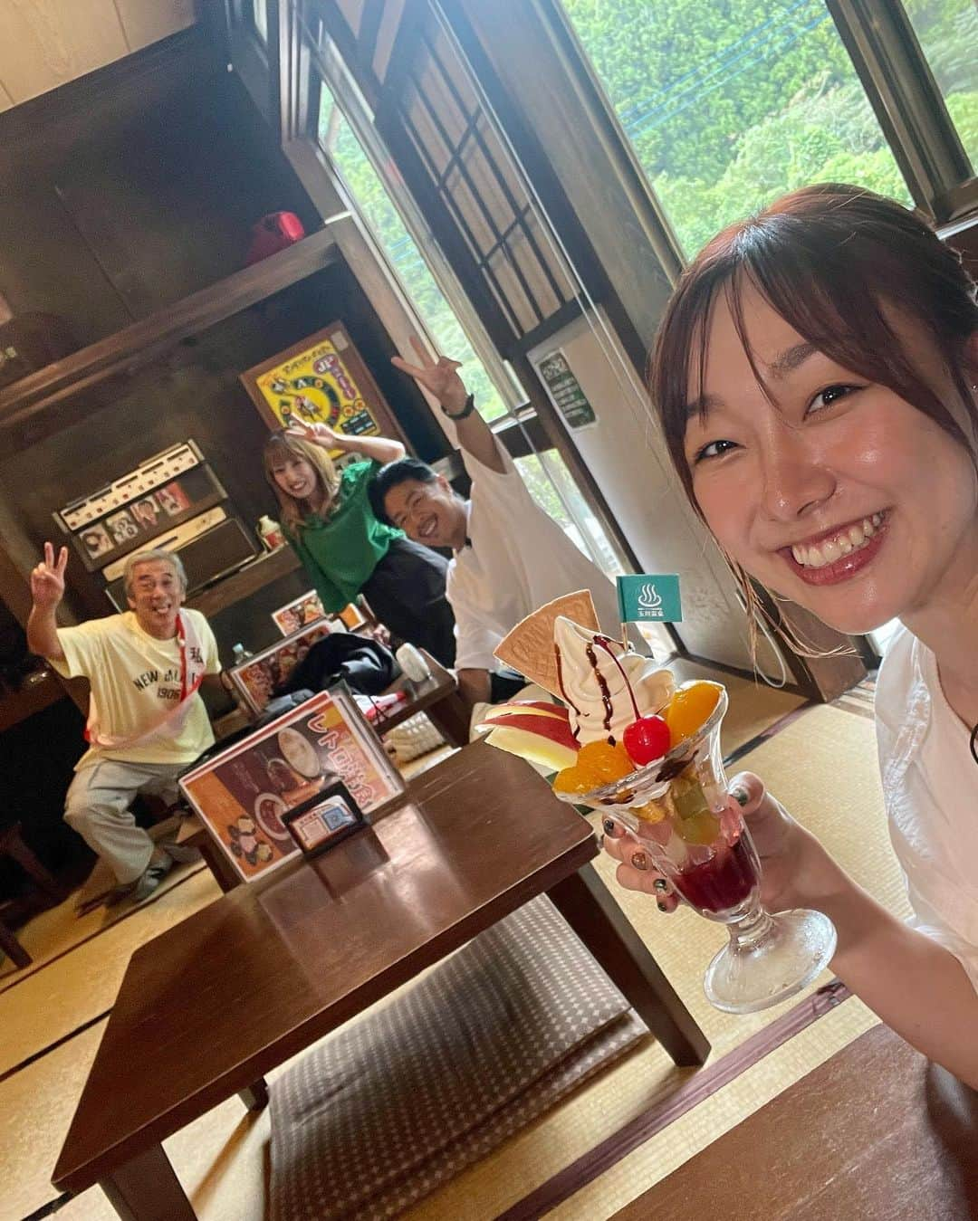 須田亜香里さんのインスタグラム写真 - (須田亜香里Instagram)「応援と反響たくさん…！ ありがとうございました🚌 頭と舌が冴えておりました🍐  TVerにて配信中！ #水バラ #路線バスで鬼ごっこ #埼玉県  寺島さんに絡まれたついでに撮った写真と、太川チームのみんなでロケバスで飲んだビール載せておきます😎🍺 #ビール #あかりさんの一杯」10月20日 21時16分 - akarisuda