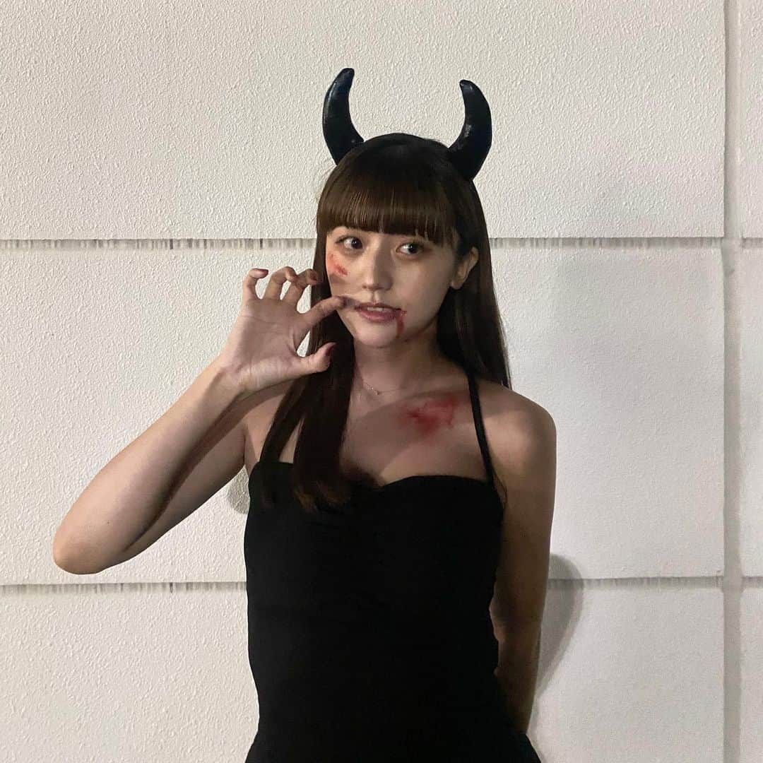 蓼沼優衣さんのインスタグラム写真 - (蓼沼優衣Instagram)「先取りハロウィンしてきた🕸😈💫   #ハロウィン  #ハロウィンコスプレ  #悪魔コスプレ  #halloween  #ハロウィンメイク」10月20日 21時16分 - tadeyui