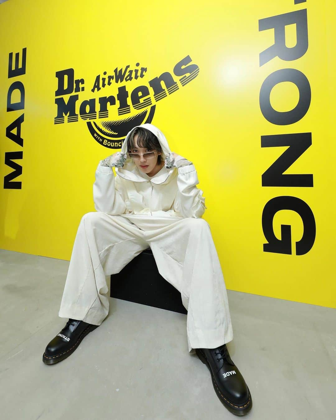 Aile the Shotaのインスタグラム：「.  “Made Strong”  @drmartens_japan  #WEAREMADESTRONG」