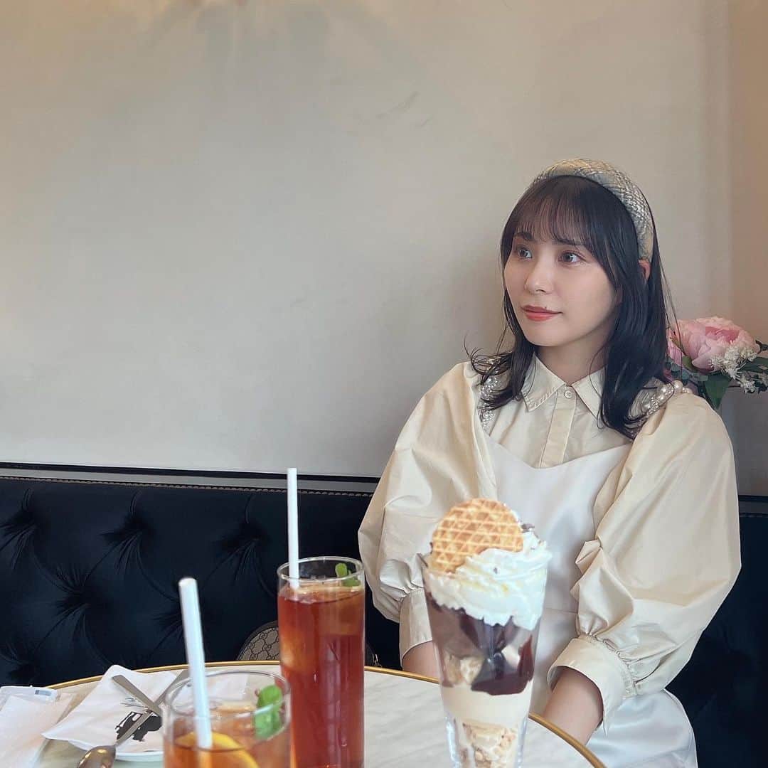 宮崎理奈さんのインスタグラム写真 - (宮崎理奈Instagram)「. . . ちょっと前だけと 神楽坂デートしたの❤️  おしゃれなカフェとか雑貨屋さんがいっぱいあって好きな街なんだよね〜✌️ 15年来の親友ちゃんと過ごすゆったりとした時間がとても好き。 . . . . #神楽坂 #神楽坂グルメ #神楽坂カフェ #神楽坂ランチ」10月20日 21時24分 - rina.miyazaki0221