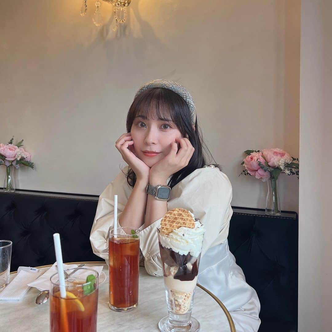宮崎理奈さんのインスタグラム写真 - (宮崎理奈Instagram)「. . . ちょっと前だけと 神楽坂デートしたの❤️  おしゃれなカフェとか雑貨屋さんがいっぱいあって好きな街なんだよね〜✌️ 15年来の親友ちゃんと過ごすゆったりとした時間がとても好き。 . . . . #神楽坂 #神楽坂グルメ #神楽坂カフェ #神楽坂ランチ」10月20日 21時24分 - rina.miyazaki0221