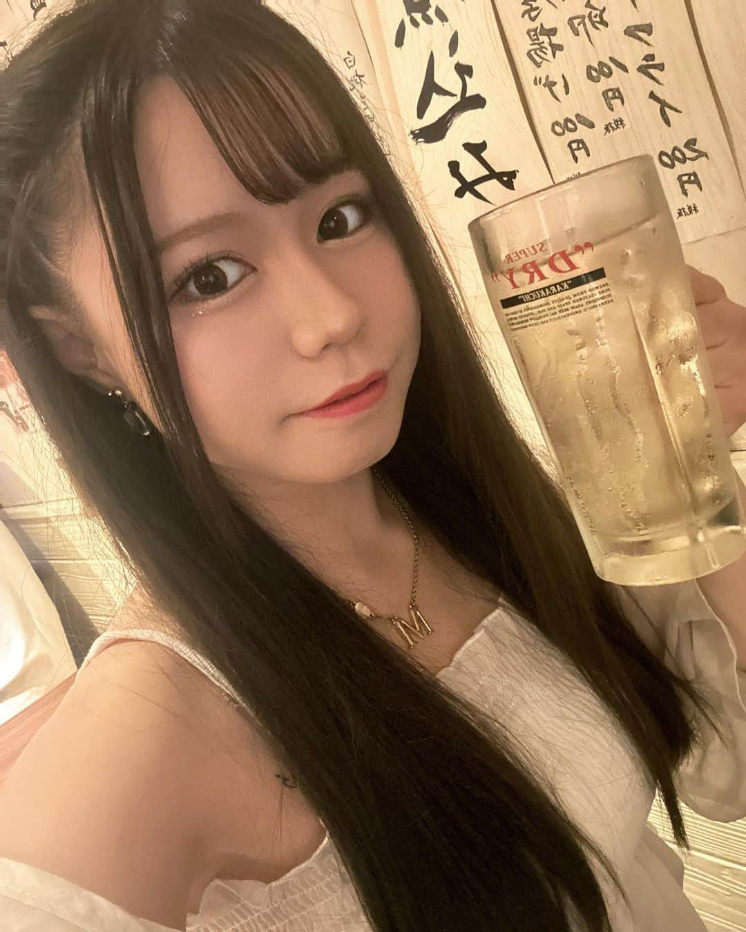 山口みらんさんのインスタグラム写真 - (山口みらんInstagram)「🥃🥃🥃   #ハッピーアワー   昼から飲むのは1番最高(*｀ω´)b  脅威のハイボール29円でした🥳    #ビール #生ビール #お酒好き #お酒好き女子 #ビール好き女子 #ビール好きな人と繋がりたい #酒好き女子 #飲酒ダグラム #飲酒たぐらむ #酒 #お酒 #乾杯 #一緒に乾杯 #酒飲み女子 #居酒屋 #1人酒 #お酒好き #酒好きと繋がりたい  #肉のいちのへ」10月20日 21時37分 - yamaguchi_miran