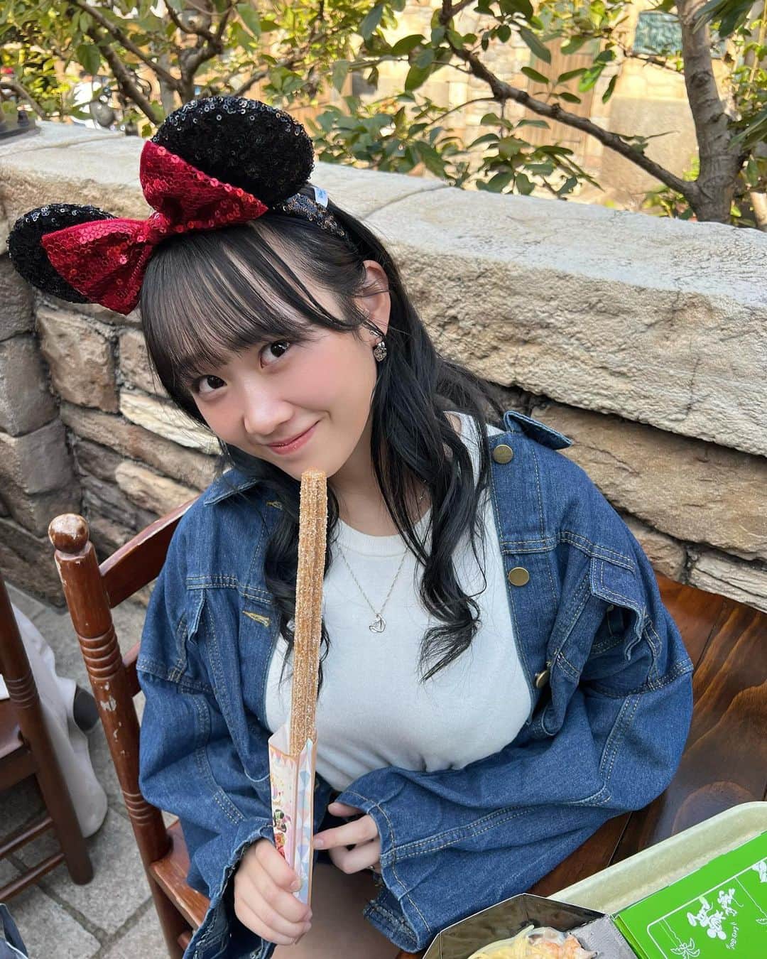 のインスタグラム：「君だけの私で私だけの君でいてよ。 . . . #ディズニー #disney」