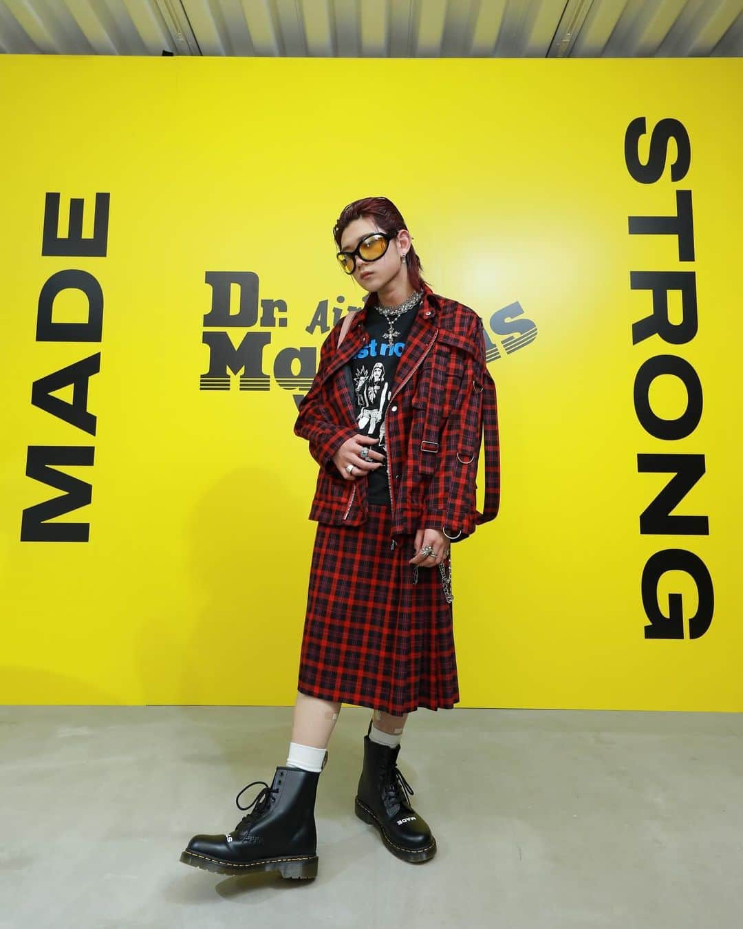 edhiii boiのインスタグラム：「#WEAREMADESTORONG」