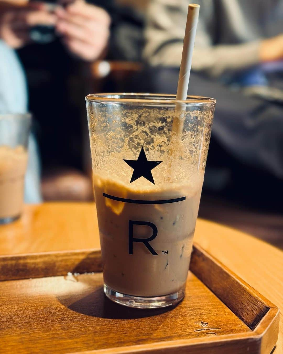 ファン・チヨルのインスタグラム：「coffee time😀」