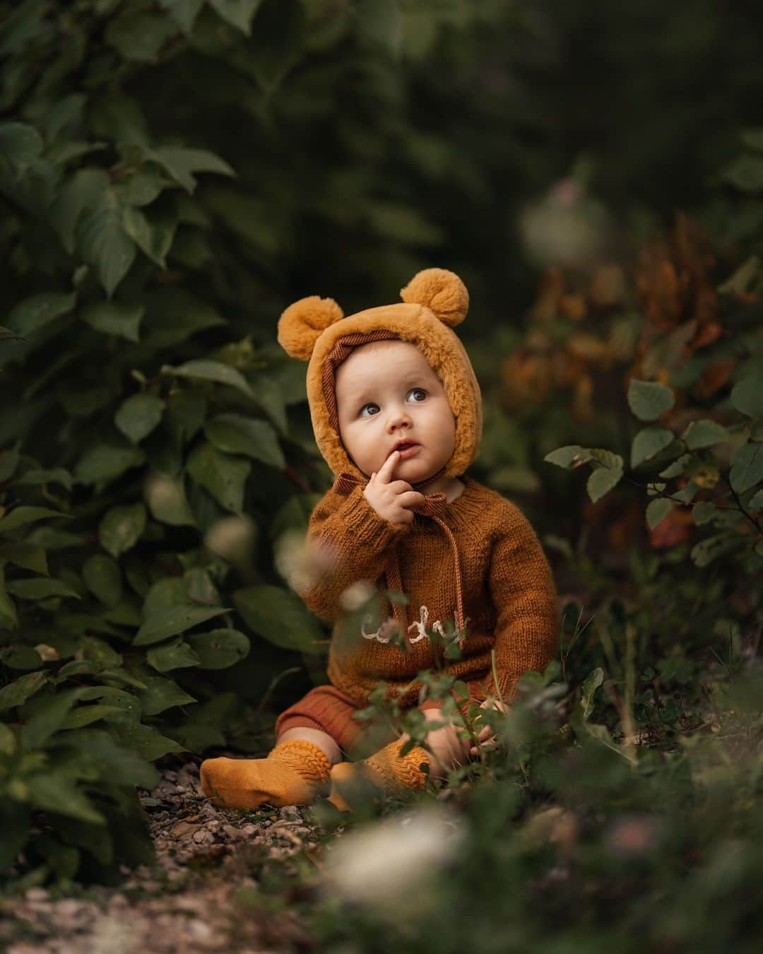 Sigma Corp Of America（シグマ）さんのインスタグラム写真 - (Sigma Corp Of America（シグマ）Instagram)「Have you figured out your Halloween costume yet? Teddy as a teddy is definitely one of our favorites 🐻  Images by SIGMA Ambassador @meg_nlo with the SIGMA 105mm F1.4 DG HSM | Art, featuring incredible resolution, stunning contrast & pin sharp focus with smooth bokeh. This lens is available for Sony E Mount, Canon EF, Nikon F & L Mounts.   🐻 To learn more, click the link in our bio or visit sigmaphoto.com 🐻  #SIGMA #SIGMAphoto #photo #photography #fallphotography #halloween #sigmalens #primelens #sigmaart #sigma105mmart #portraitphoto #portraitphotography」10月20日 22時00分 - sigmaphoto