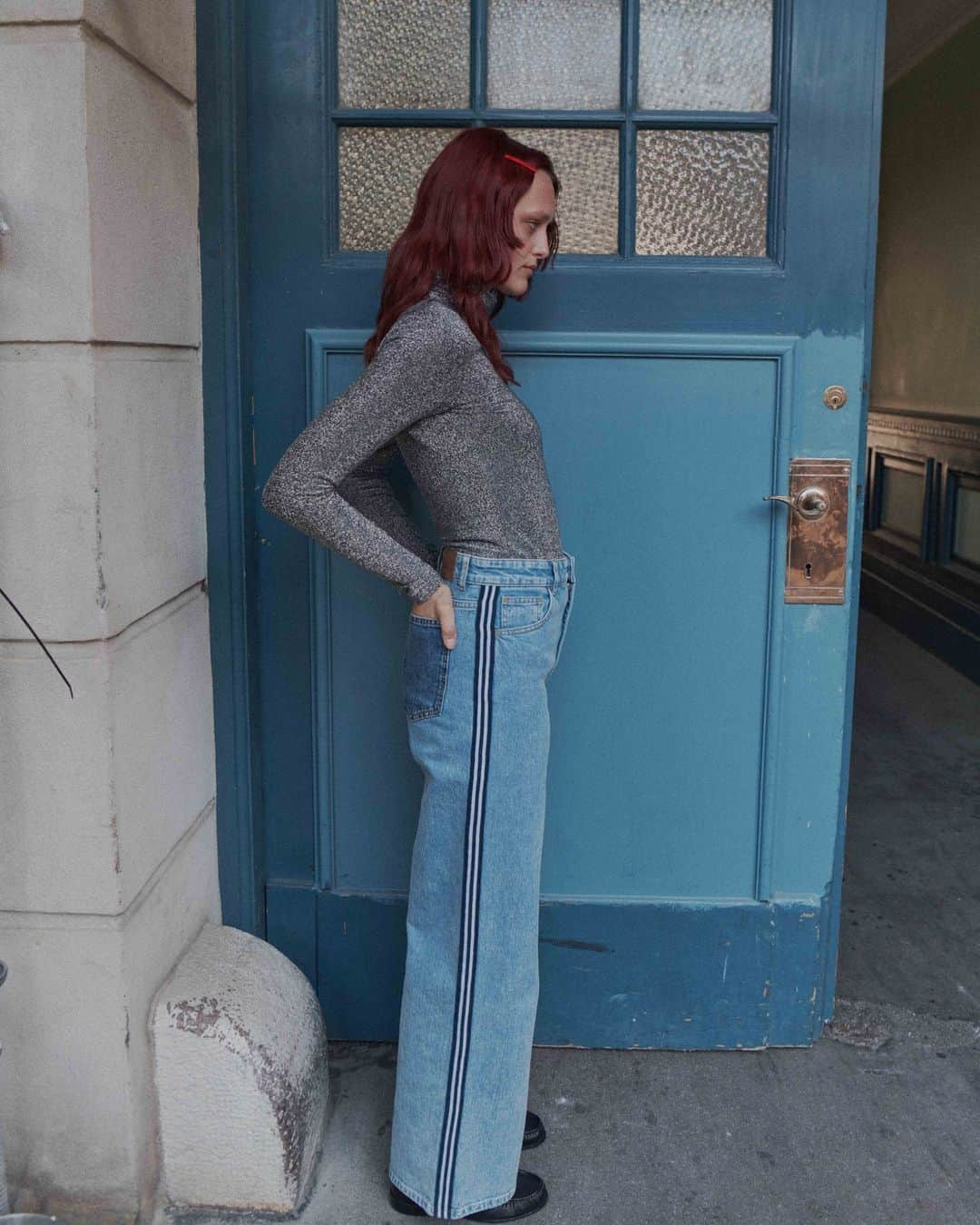 バウム ウンド ヘルガーデンさんのインスタグラム写真 - (バウム ウンド ヘルガーデンInstagram)「Discover the perfect blend of denim and silver metallic styles in our new collection 🤍 available now on baumundpferdgarten.com  #BaumFamily #BaumundPferdgarten」10月20日 22時30分 - baumundpferdgarten