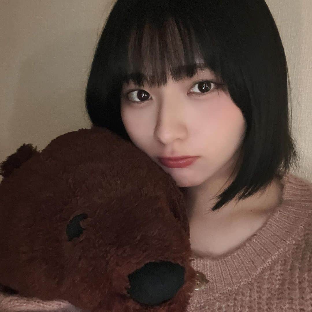 桜ひなのさんのインスタグラム写真 - (桜ひなのInstagram)「いつも一緒に寝ていただいてるくまさん🧸 ⁡  ⁡ ⁡  #kawaii  #cute  #lovely  #bear  #くま  #ぬいぐるみ」10月20日 22時09分 - hinano_sakura_official