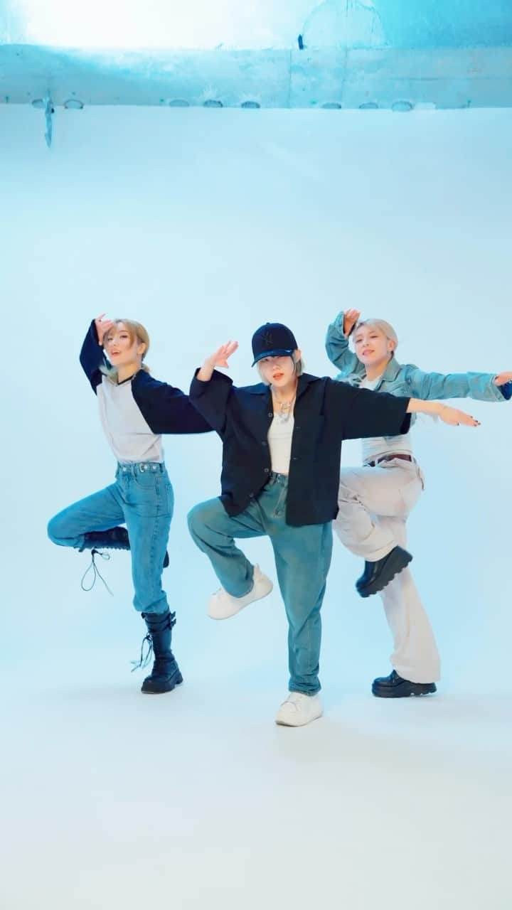 のインスタグラム：「정국 (Jung Kook) - 3D (feat. Jack Harlow) dance cover   #itzy #killshot #kpop #Dancecover #dance #ダンス #ダンス動画 #kpopdance #dancer #kpopdancecover #dancechallenge #shorts #reels」