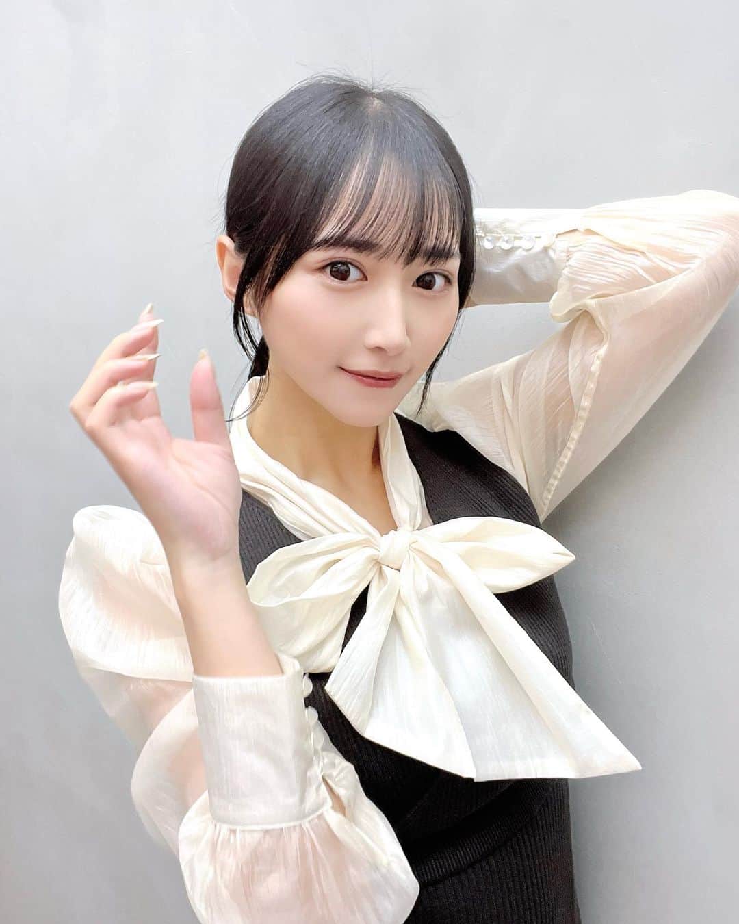 のインスタグラム：「前髪切ってもらったよ✂️すっきり〜  #1日1川瀬」