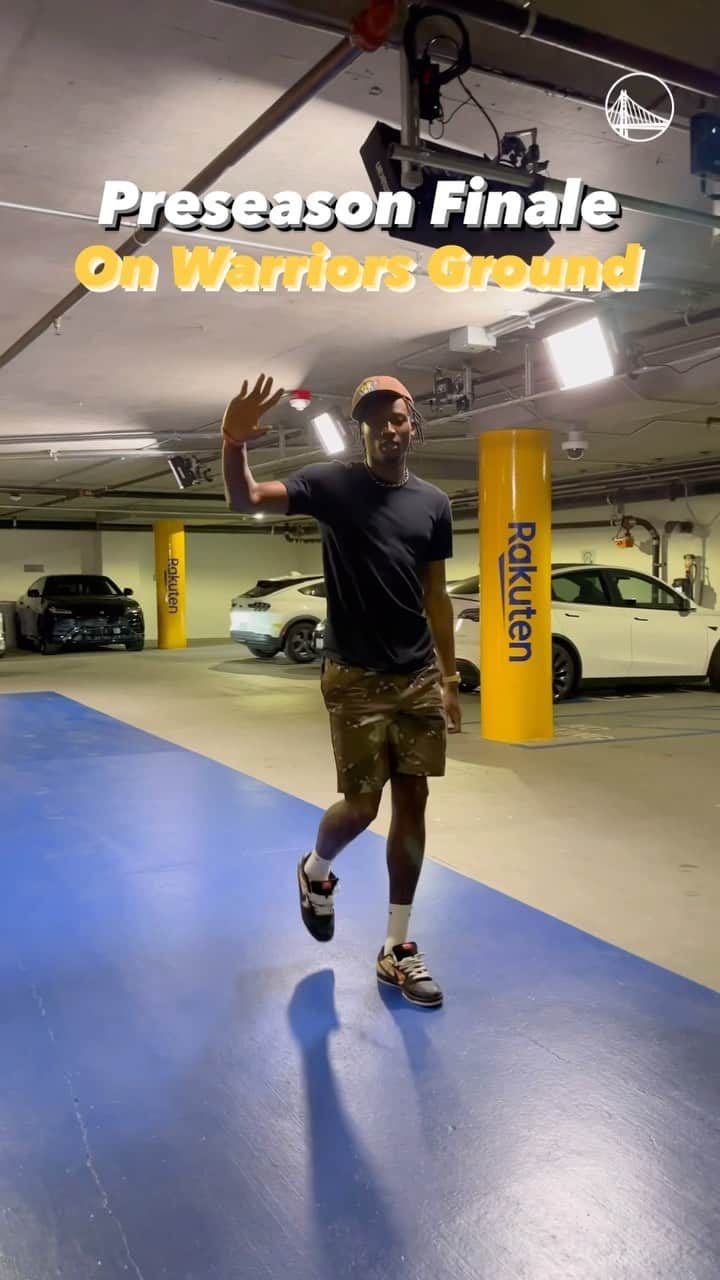 ゴールデンステート・ウォリアーズのインスタグラム：「It’s Friday night. Let’s have some fun.」