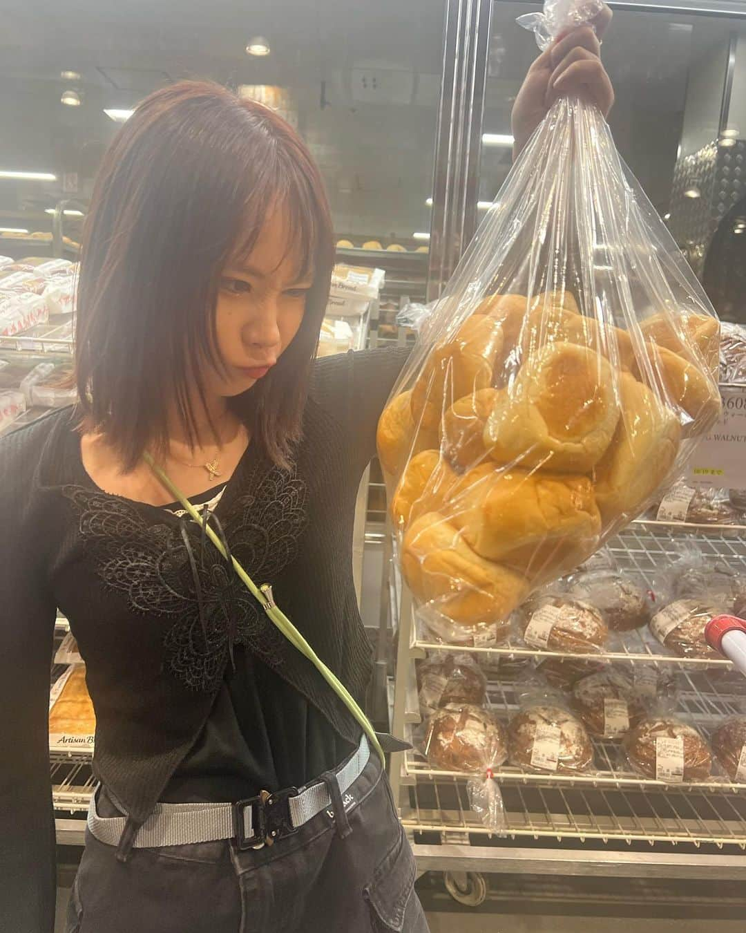 増井みおさんのインスタグラム写真 - (増井みおInstagram)「コスコォ まあまあ買ってまあまあ食べた😀」10月21日 9時02分 - mio006