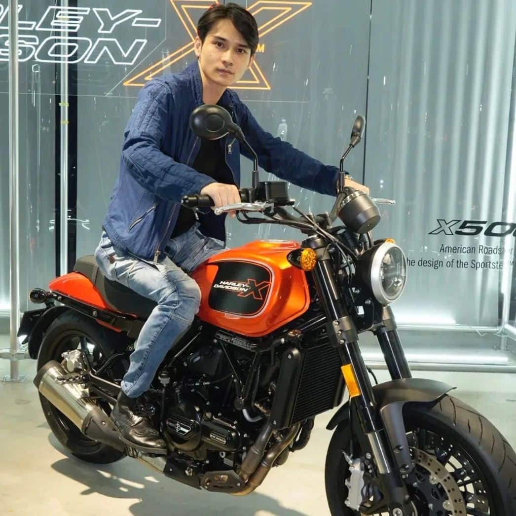 北原慎也のインスタグラム：「Harley Davidsonの中型免許車新シリーズ展示イベントに伺いました！　　 　　 2023年10月21日（土）～29日（日)まで 『HARLEY-DAVIDSON X Café』 @原宿駅横  #HarleyDavidson #ハーレーダビッドソン #UnitedWeRide #X350 #X500 #image_models #shinyaKitahara #北原慎也  @harleydavidsonjapan」