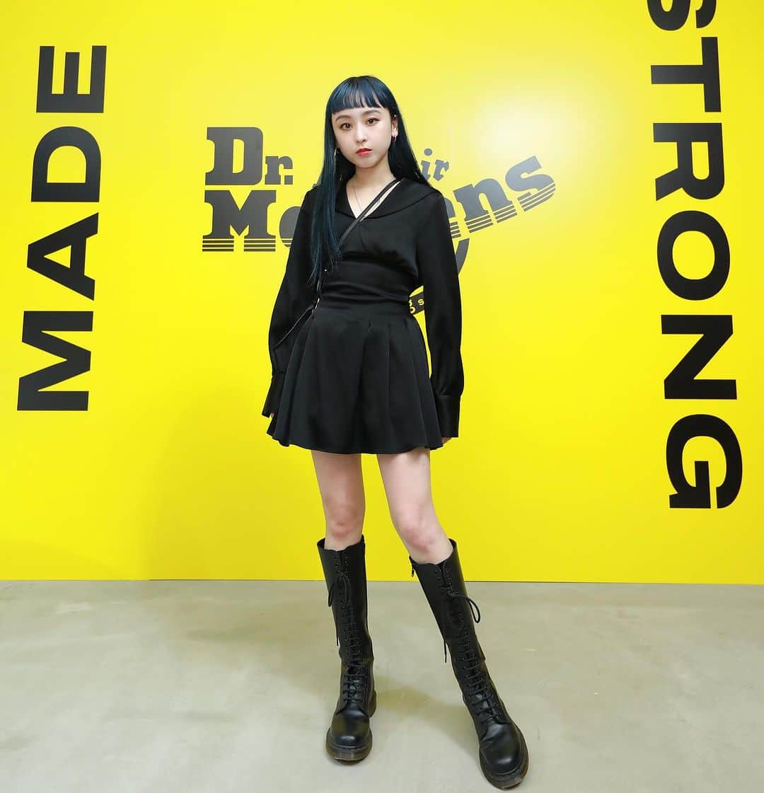 aoiさんのインスタグラム写真 - (aoiInstagram)「歴代マーチンはずっと履いてたなあ  #WEAREMADESTRONG」10月21日 0時20分 - aoi_301