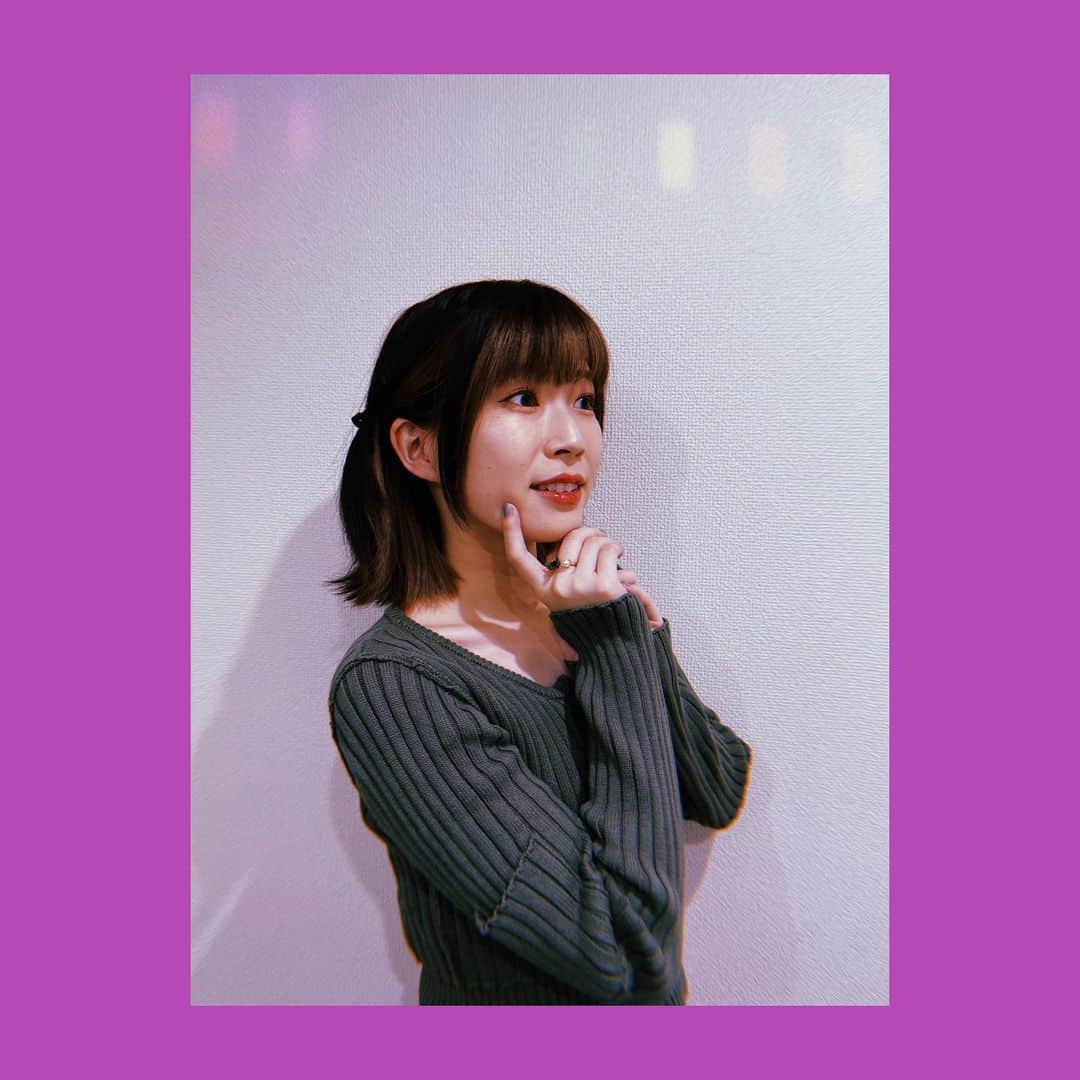 青山吉能さんのインスタグラム写真 - (青山吉能Instagram)「#1020 🪕🪇 ・ #よしのに 第七回！ソロ回でした！ お話も弦楽器も楽しい〜〜！！！ なんだかまだ延べ8回しかやっていないのに 46回目くらいの気持ちになってしまう！ うれし〜さ〜 ・ ・ #moussy」10月21日 0時50分 - yopipinsta555