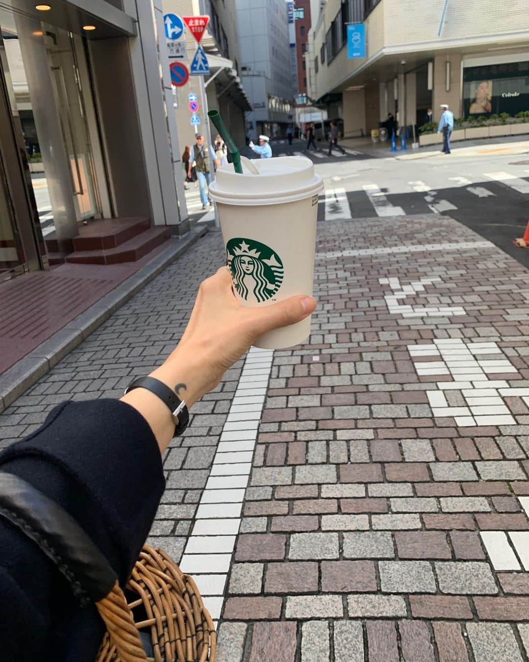 nanaさんのインスタグラム写真 - (nanaInstagram)「이모저모고모👋🏽  #나나는도쿄여행중」10月21日 0時51分 - luv__ribbon