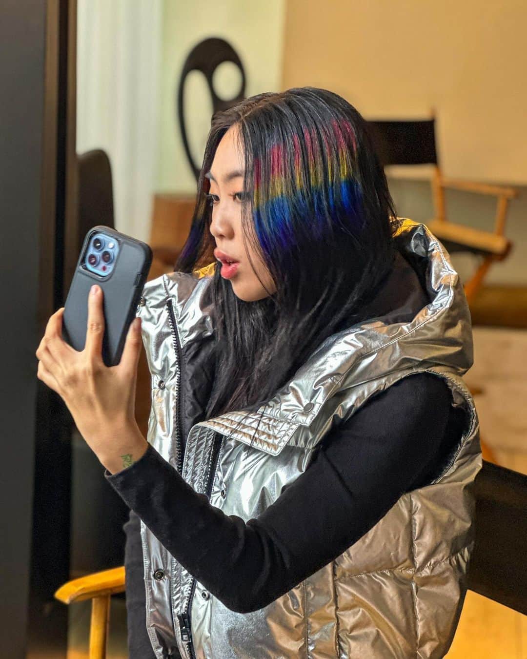 コーチのインスタグラム：「When you feel this good, you can’t stop staring. 🌈 Catch @youngji_02 in our #WearYourShine film to see the story (and action) behind the images. ✨ #CoachNY」
