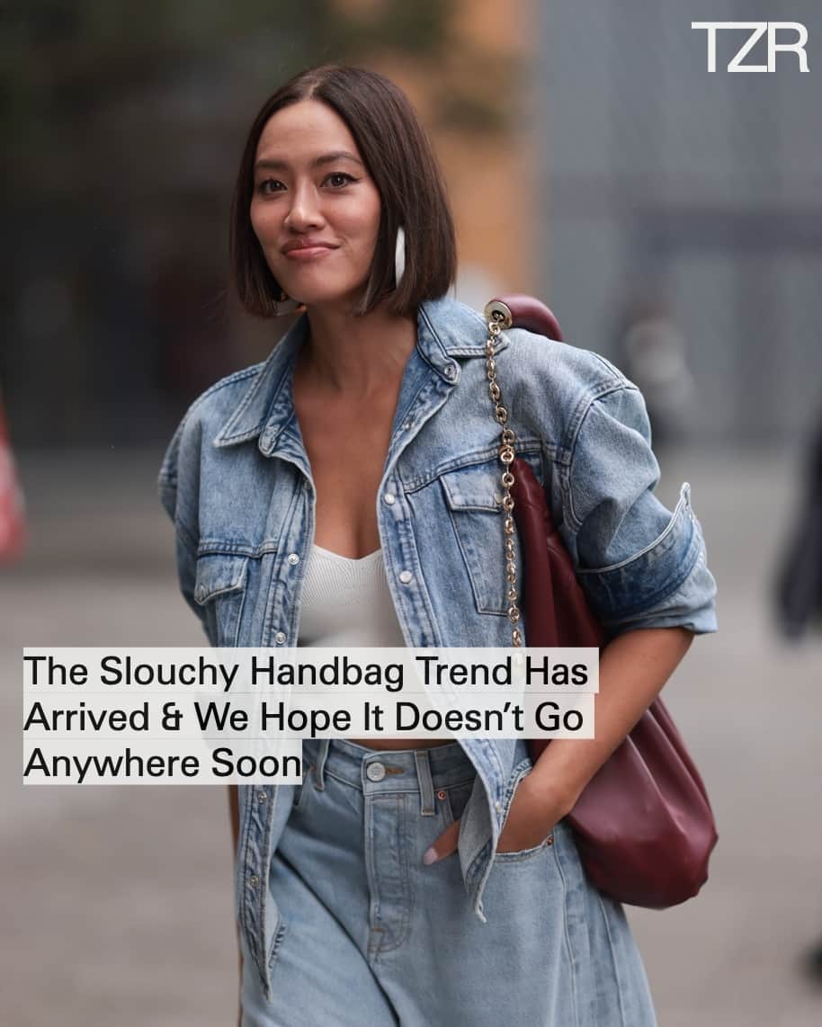The Zoe Reportのインスタグラム：「Welcome to your slouchy purse era. The soft and rounded style comes in all manner of shapes and sizes but always feels unbothered and cool, a piece you can leave by the door and grab without thinking; you just know it will work with whatever you own. Head to the link in bio to shop TZR's edit of slouchy bags.⁠ ⁠ 📷: Getty」