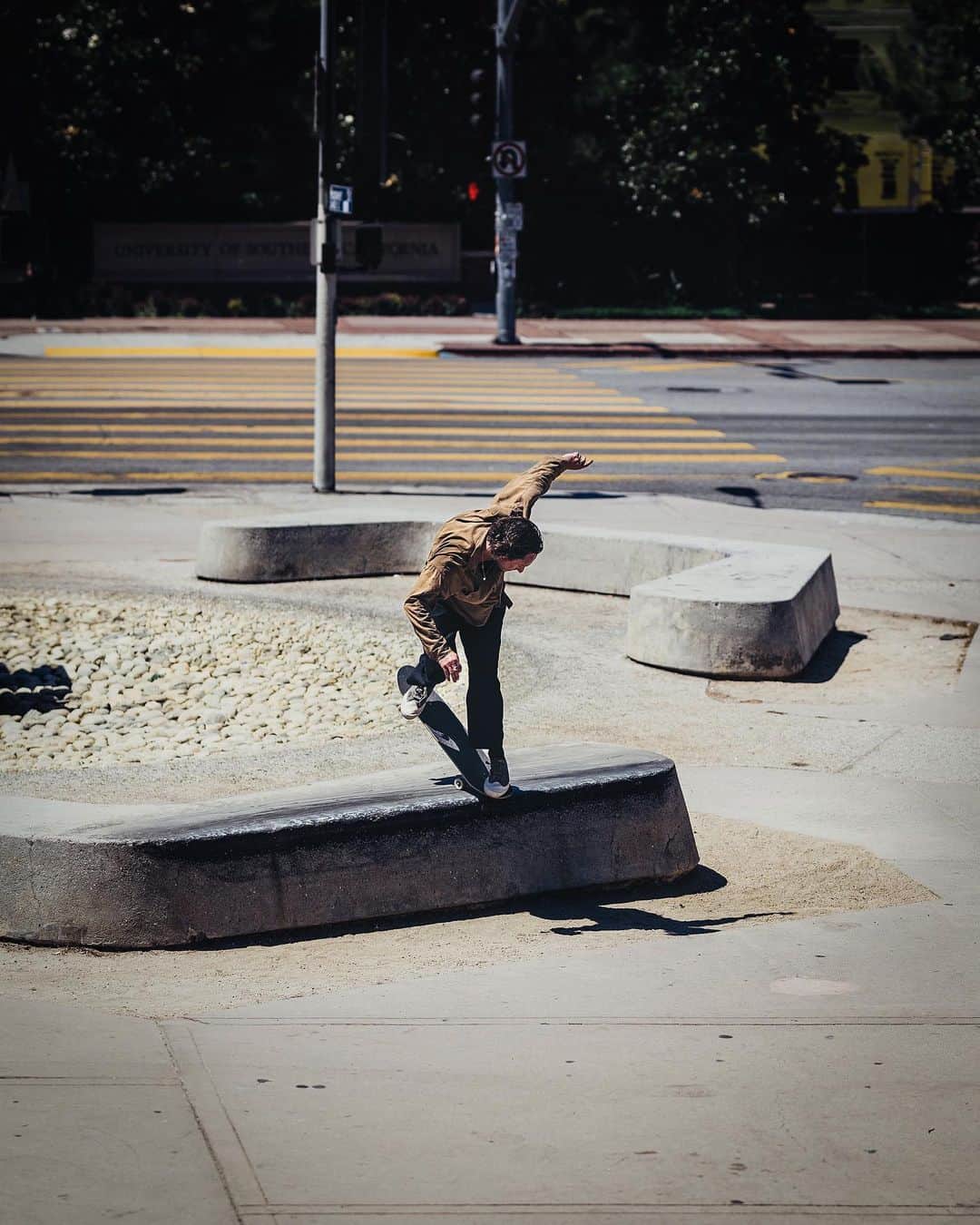 スラッシャーさんのインスタグラム写真 - (スラッシャーInstagram)「🗣️ @austyngillette’s “Know You My Own Way” part for @globebrand_skateboarding is LIVE 📡」10月21日 1時15分 - thrashermag